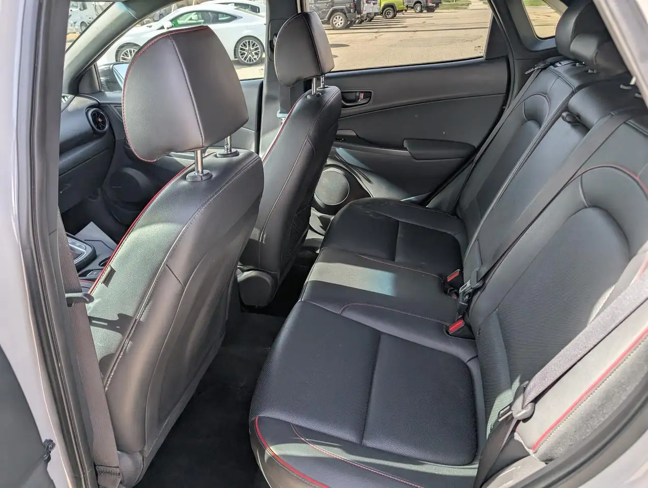 Hyundai KONA снимка Hyundai KONA