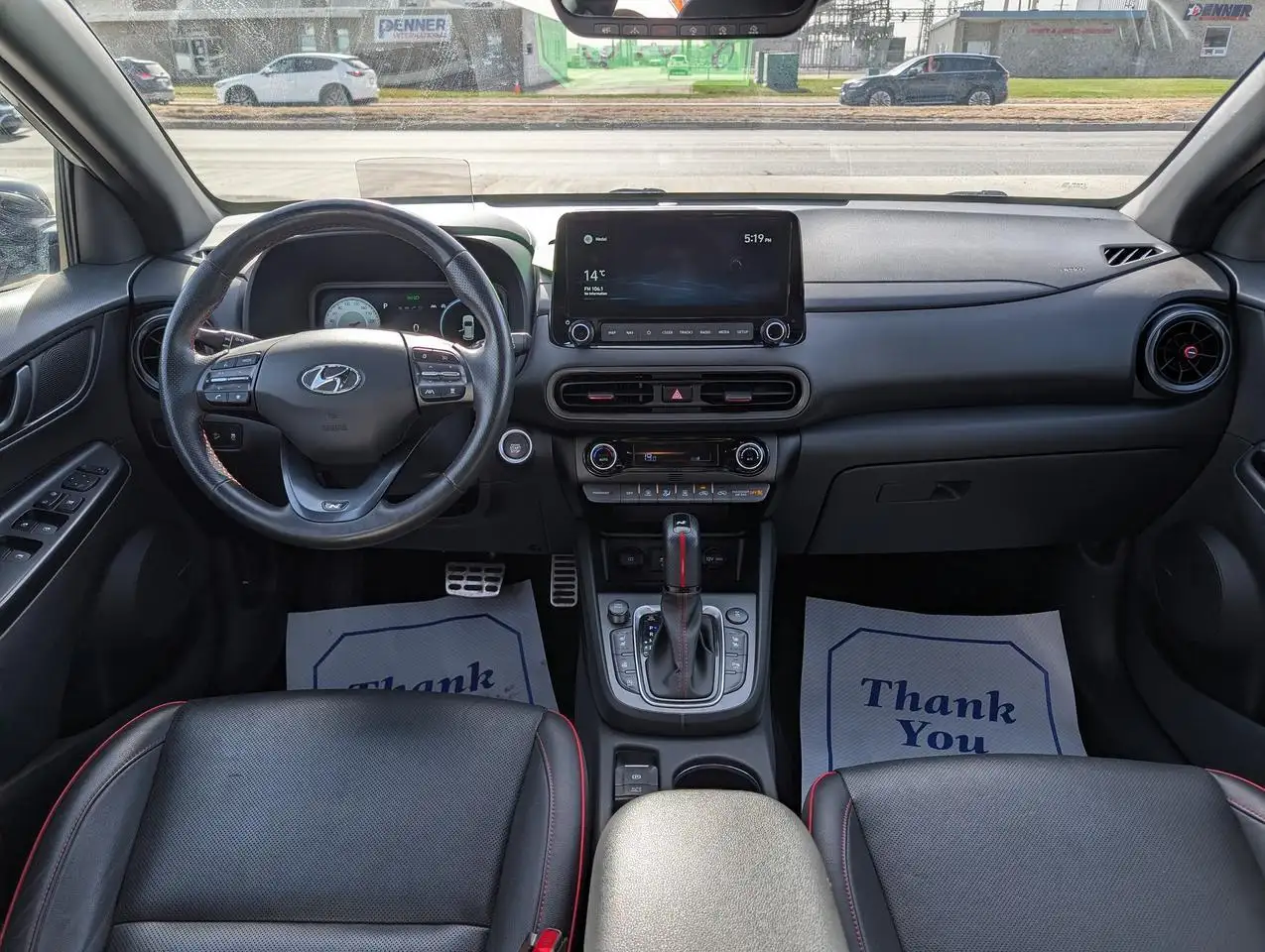 Hyundai KONA снимка Hyundai KONA