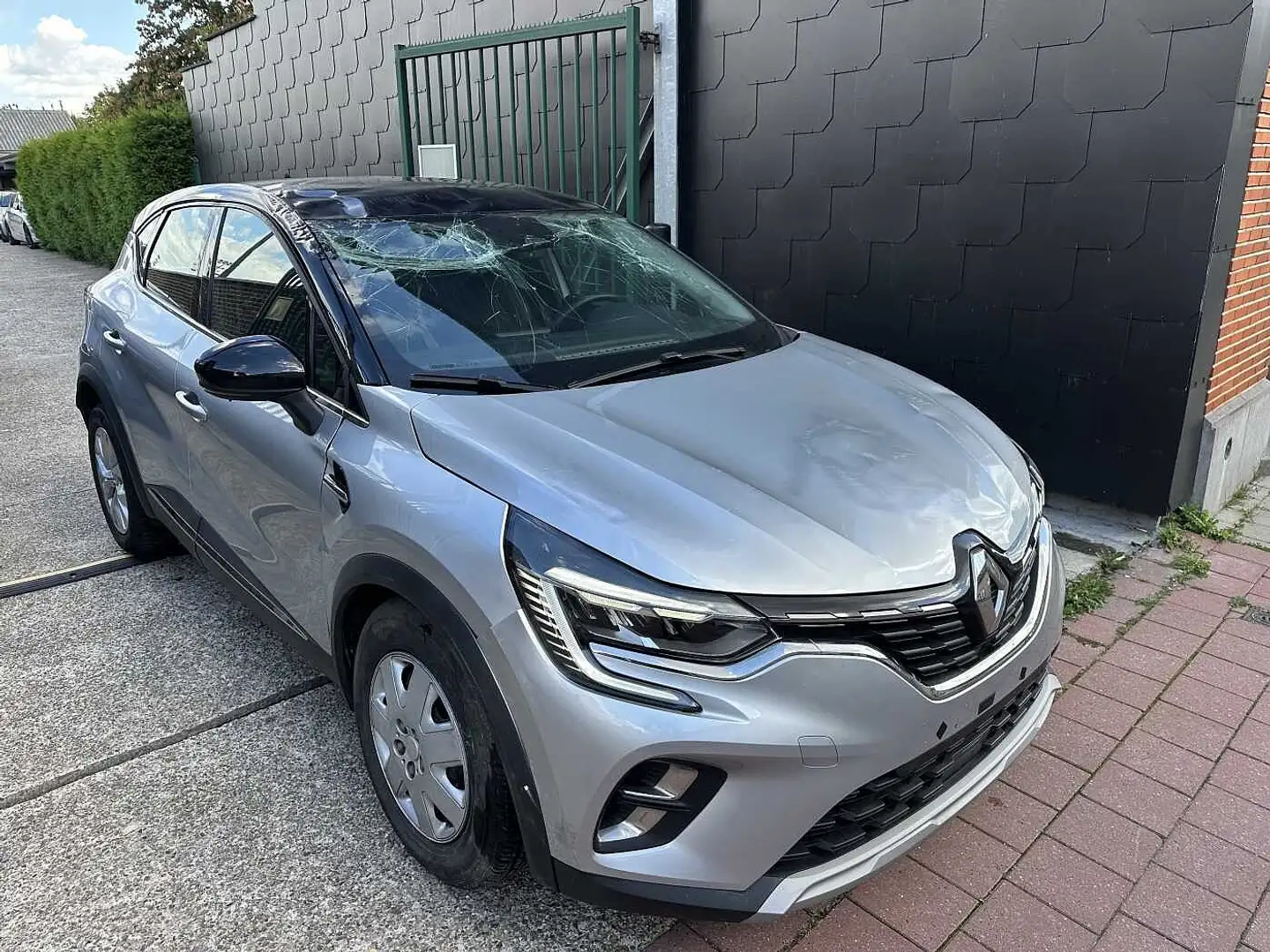 Renault Captur 1.0 TCE MET 49DKM HANDELAARS & EXPORT Gris - 2