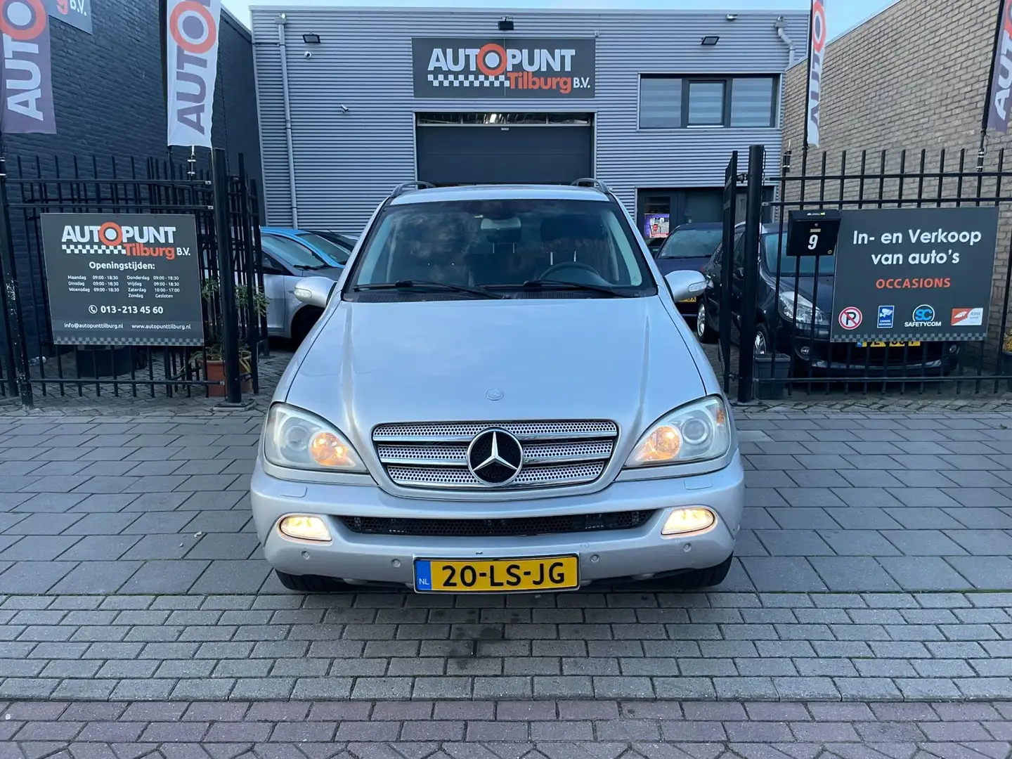Mercedes-Benz ML 350 M-klasse V6 4Matic Trekhaak Airco PDC NAP APK Grijs - 2