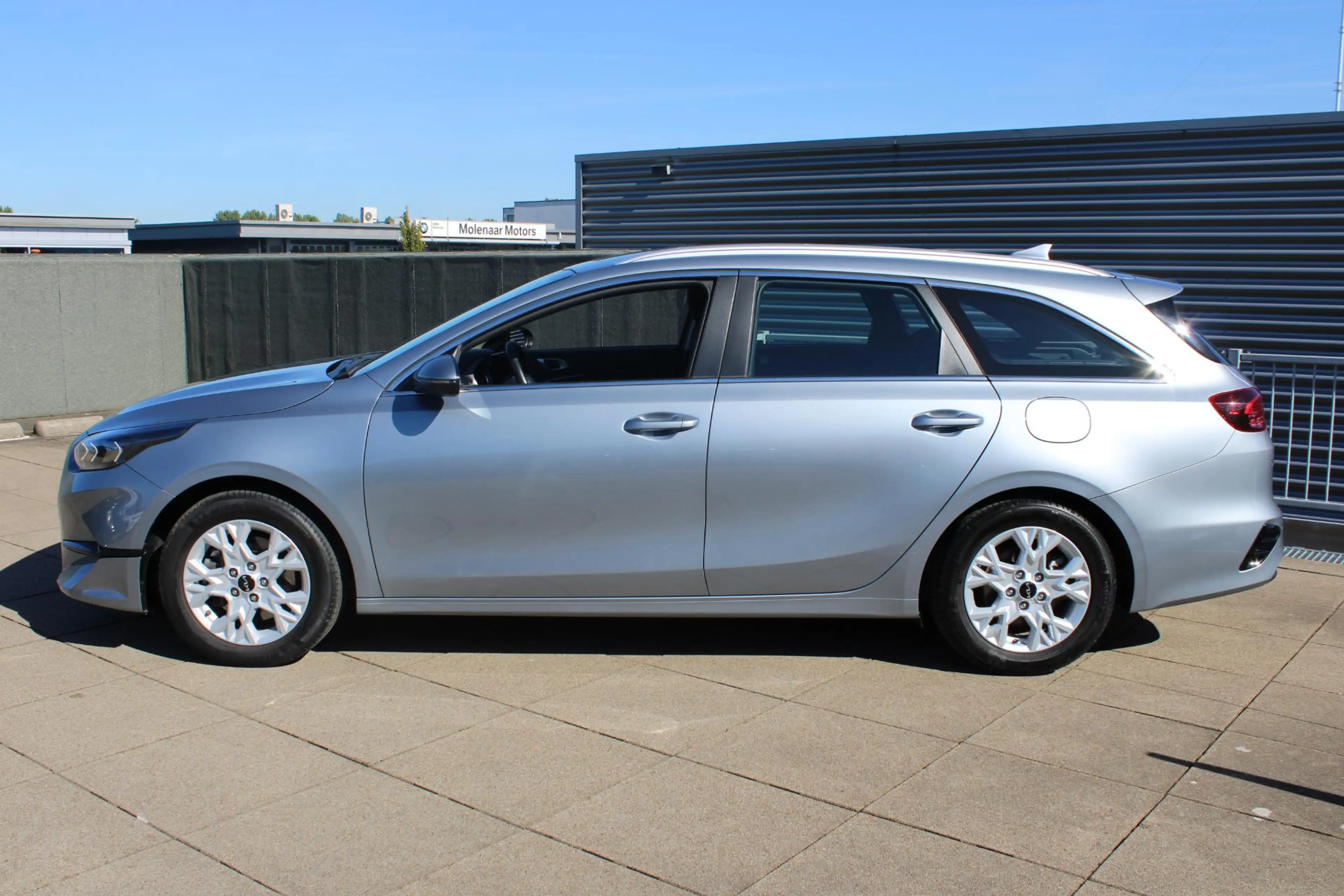 Kia Ceed SW / cee'd SW Sportswagon 1.5 T-GDi DynamicLine camera /  naviga — photo 2
