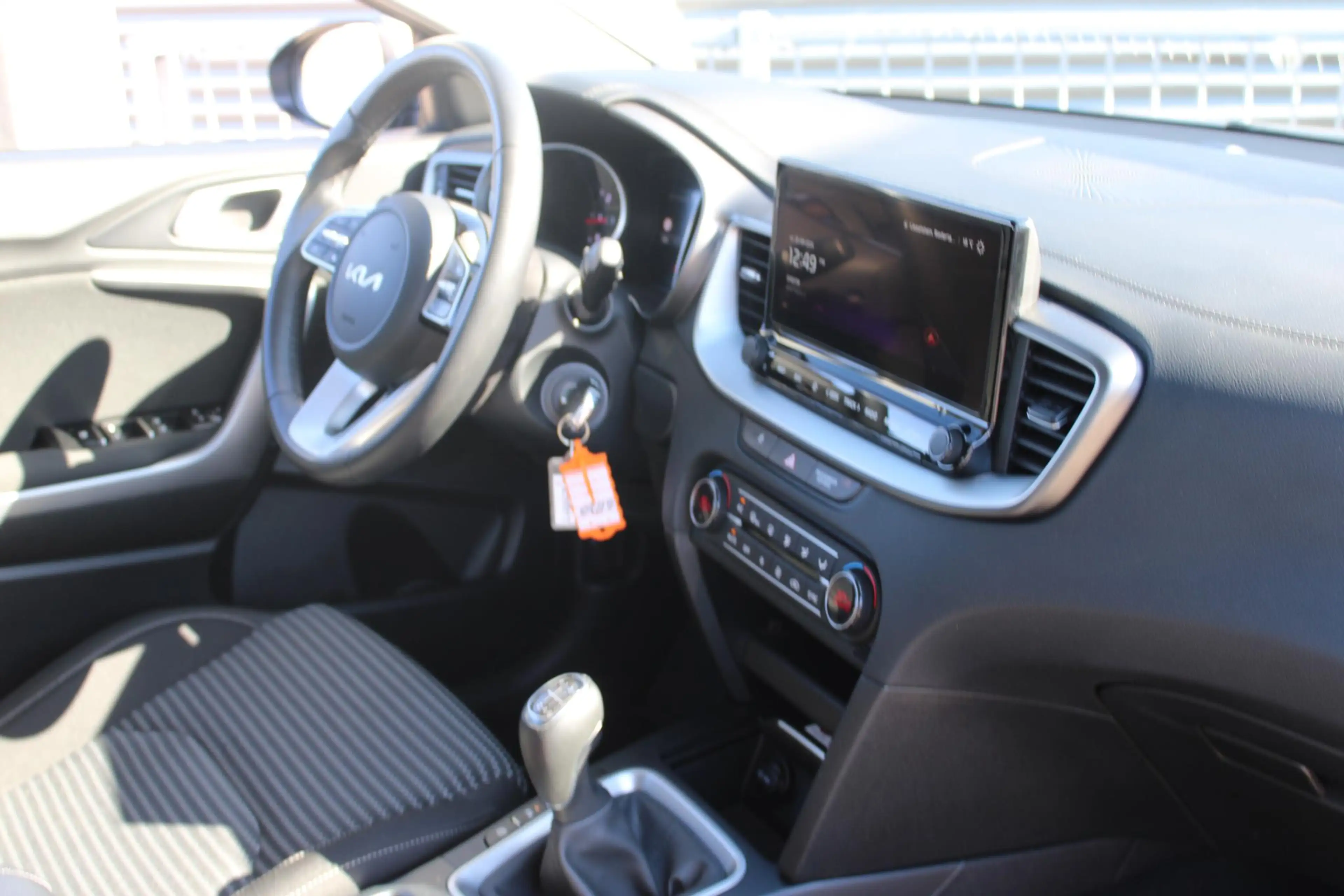 Kia Ceed SW / cee'd SW Sportswagon 1.5 T-GDi DynamicLine camera /  naviga — photo 10