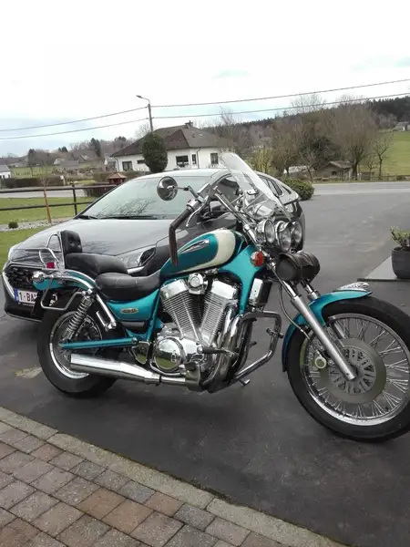 Suzuki Intruder C - foto 5