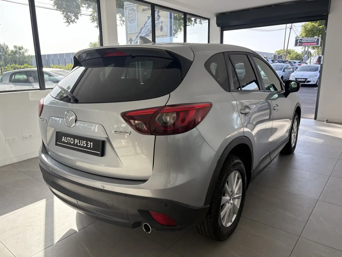 Mazda 2 2.2L Skyactiv-D 150ch Dynamique A - 2