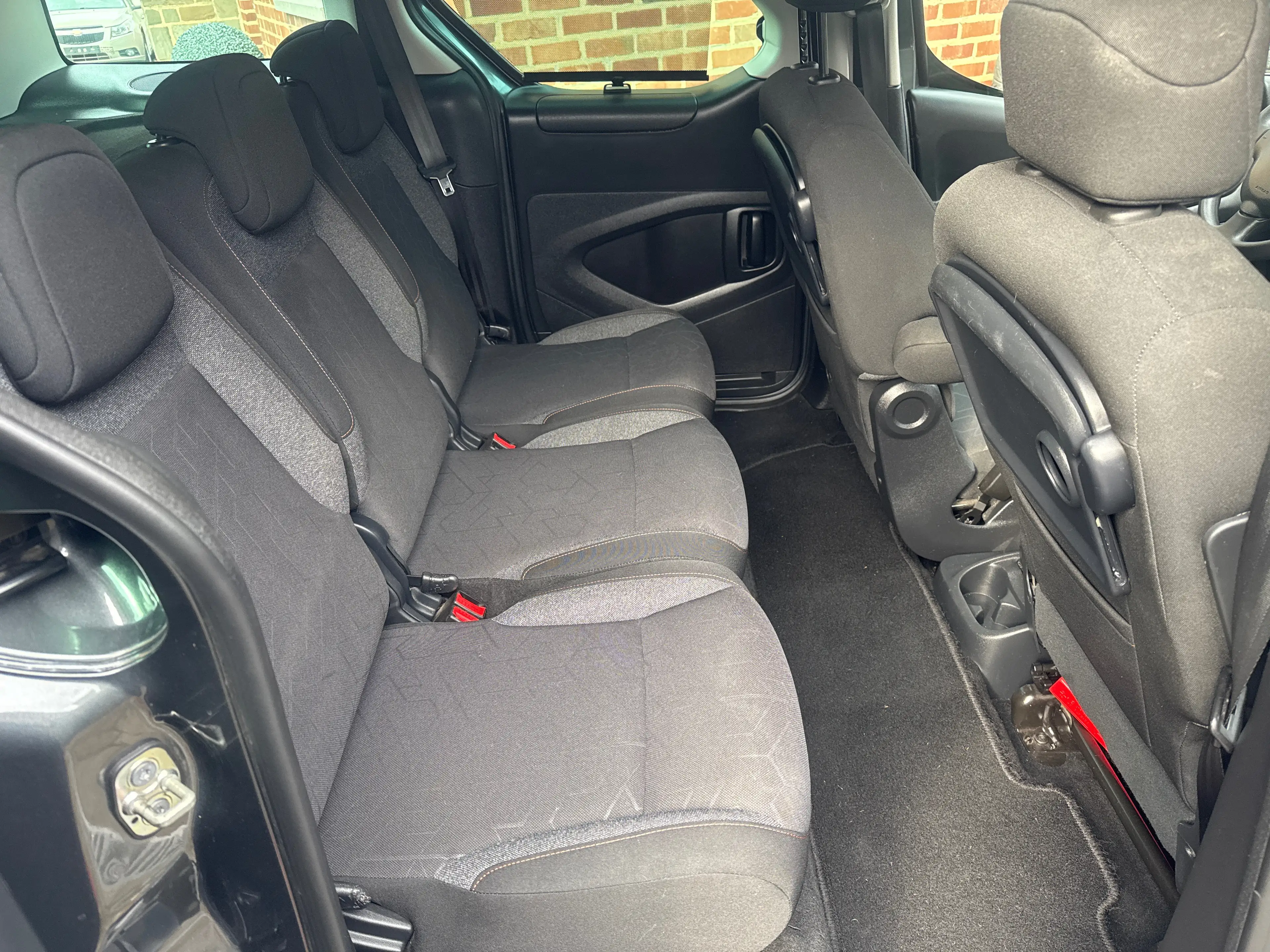 Peugeot Partner 12 CC -GPS-AIR CIO. — photo 14