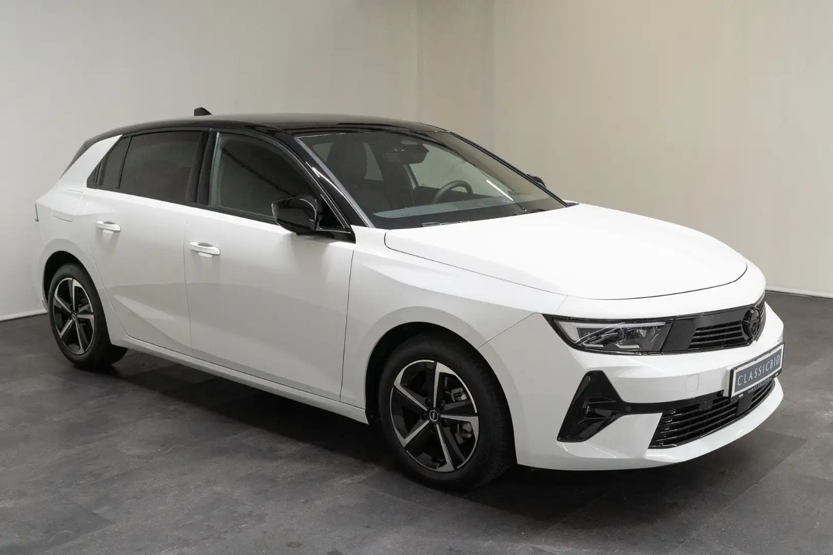 Opel Astra L Lim. 5-trg. GS Automatik Weiß - 2