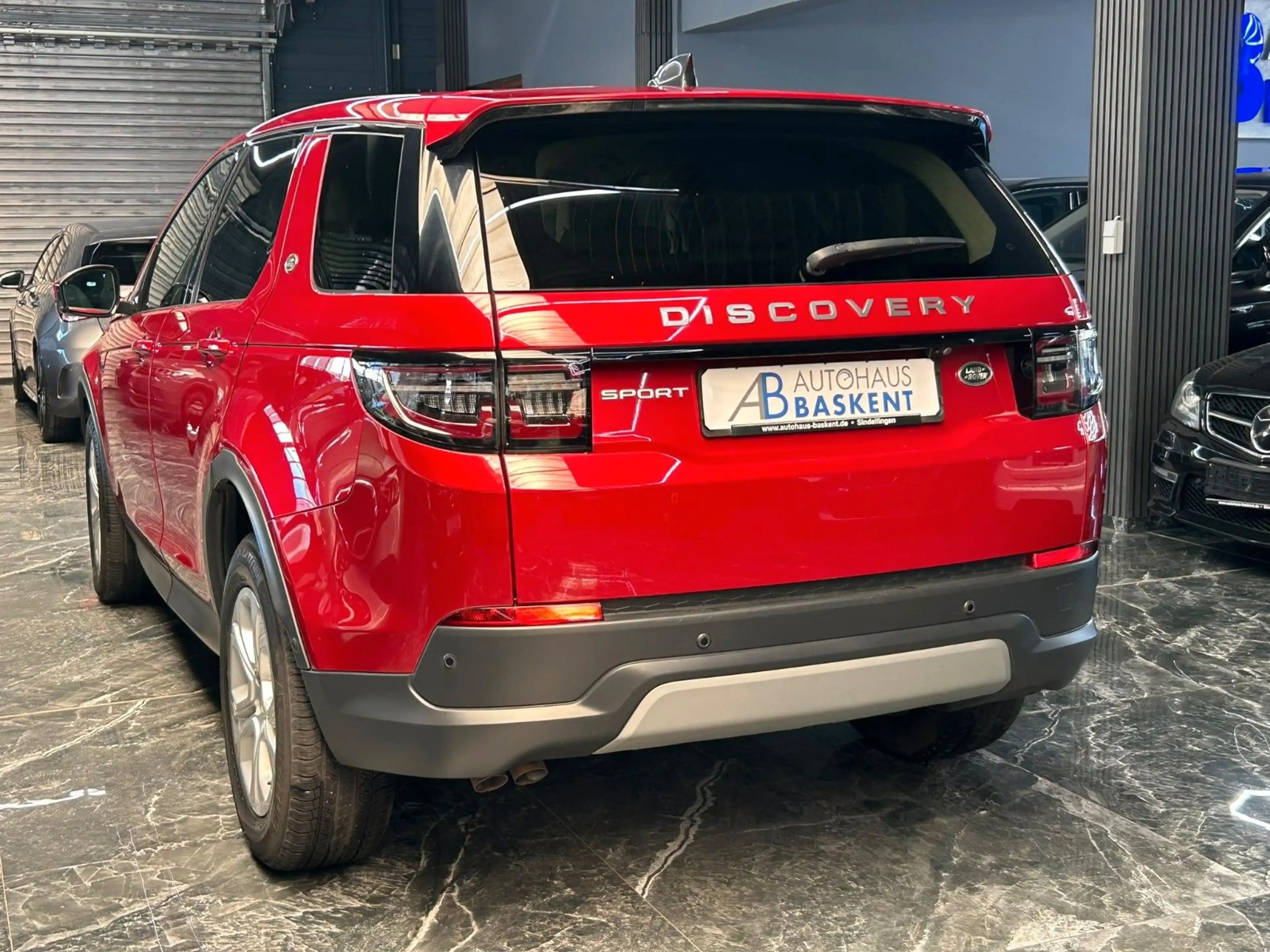 Land Rover Discovery Sport Basis AWD*360°KAMERA*AHK*LEDER* — photo 4