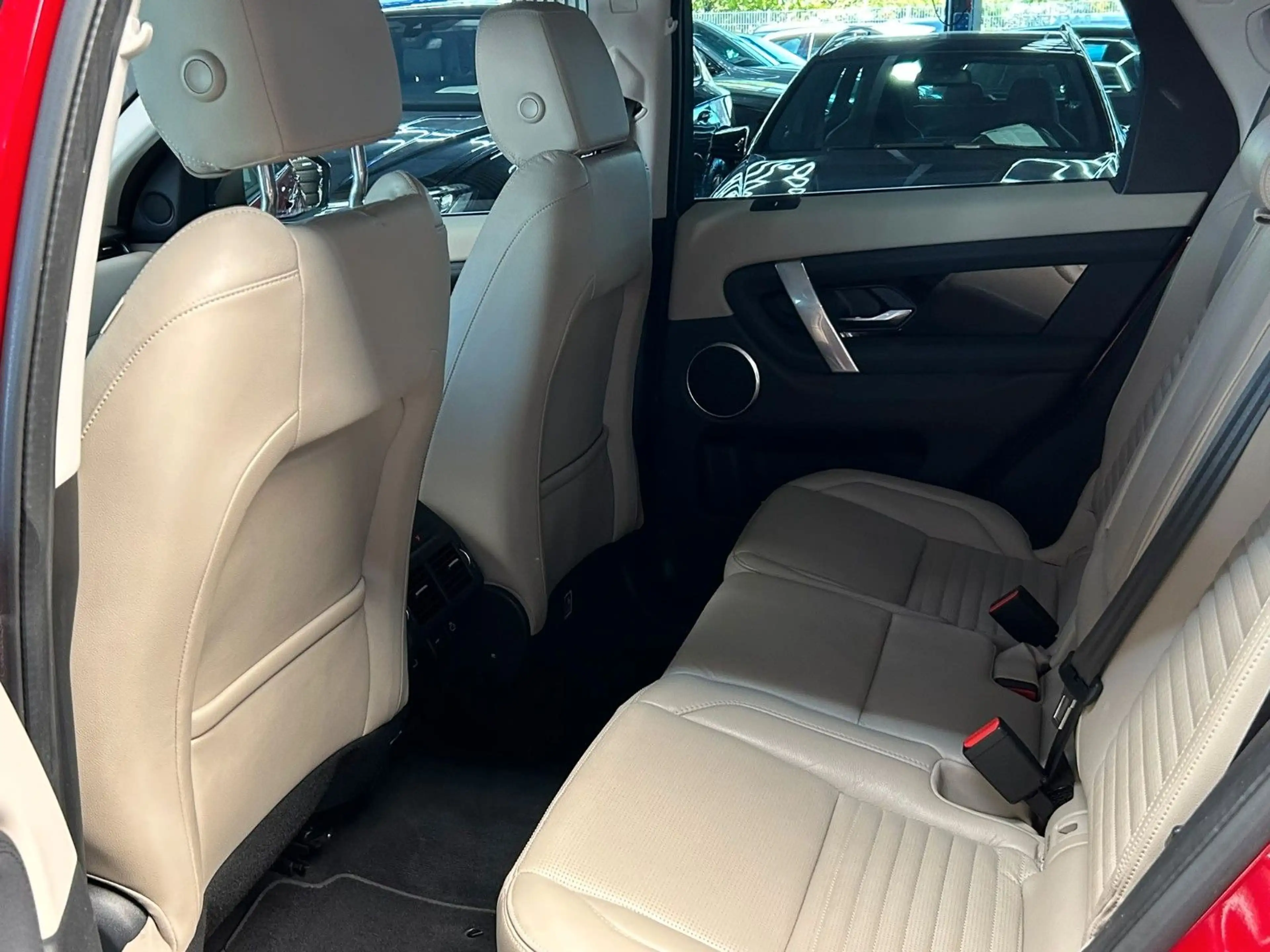 Land Rover Discovery Sport Basis AWD*360°KAMERA*AHK*LEDER* — photo 14