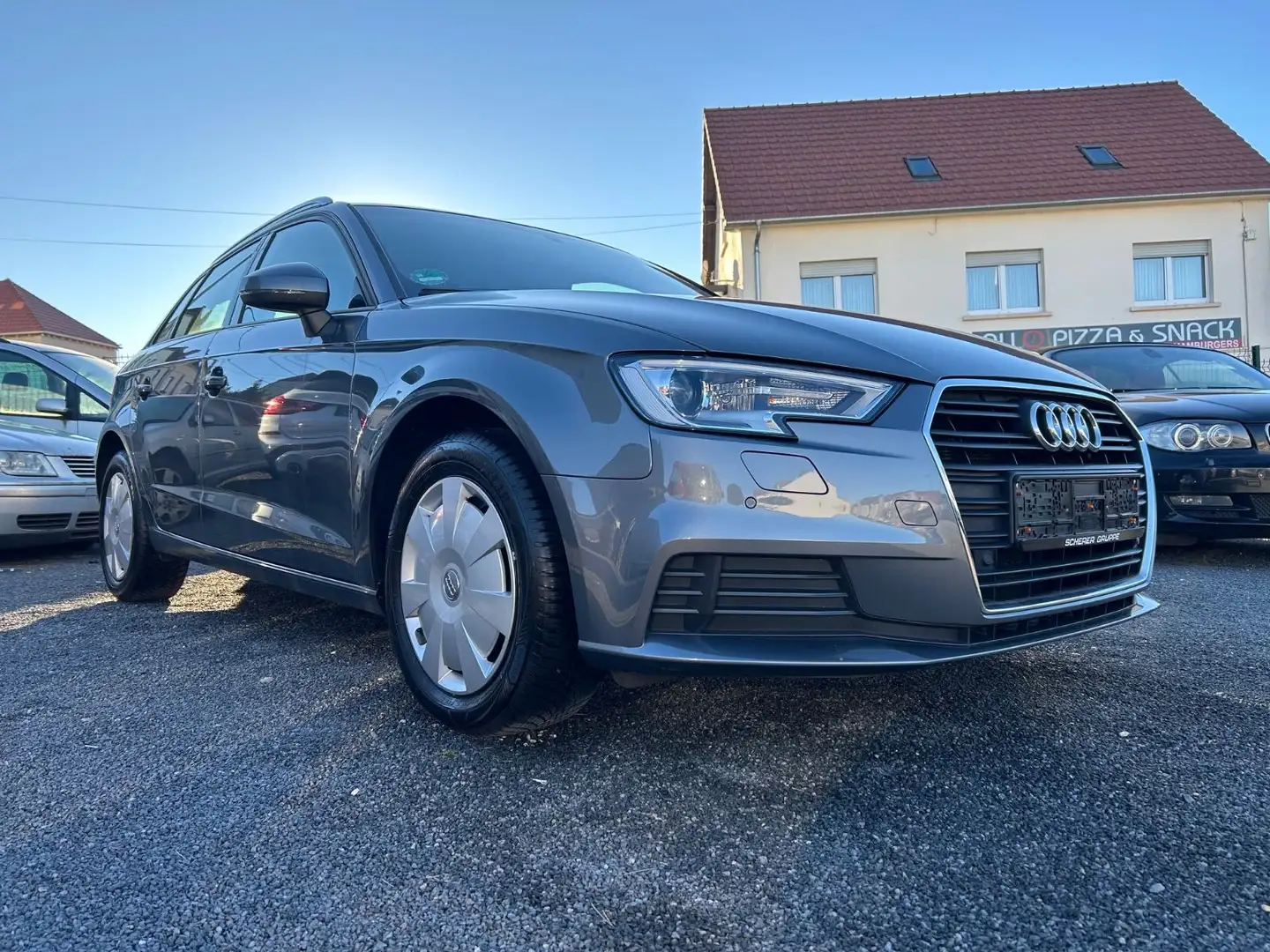 Audi A3 SPORTBACK KAMERA + SHZ + TEMP Grau - 1