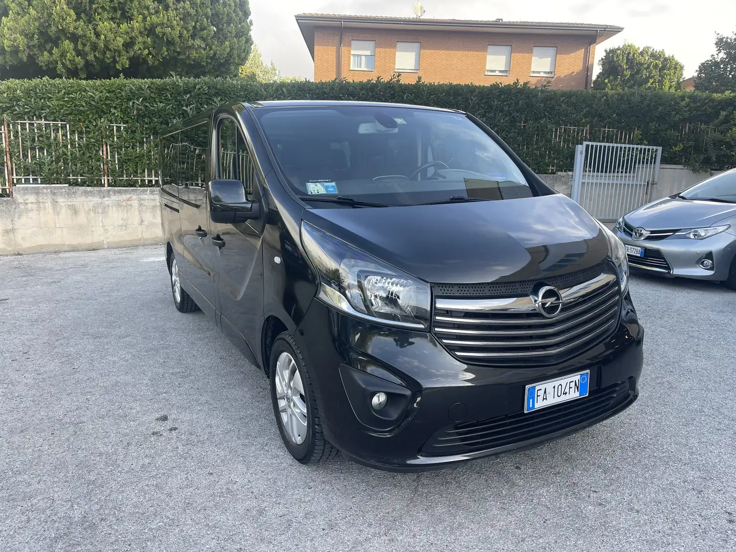 Opel Vivaro 1.6 Diesel 9 Posti - 2