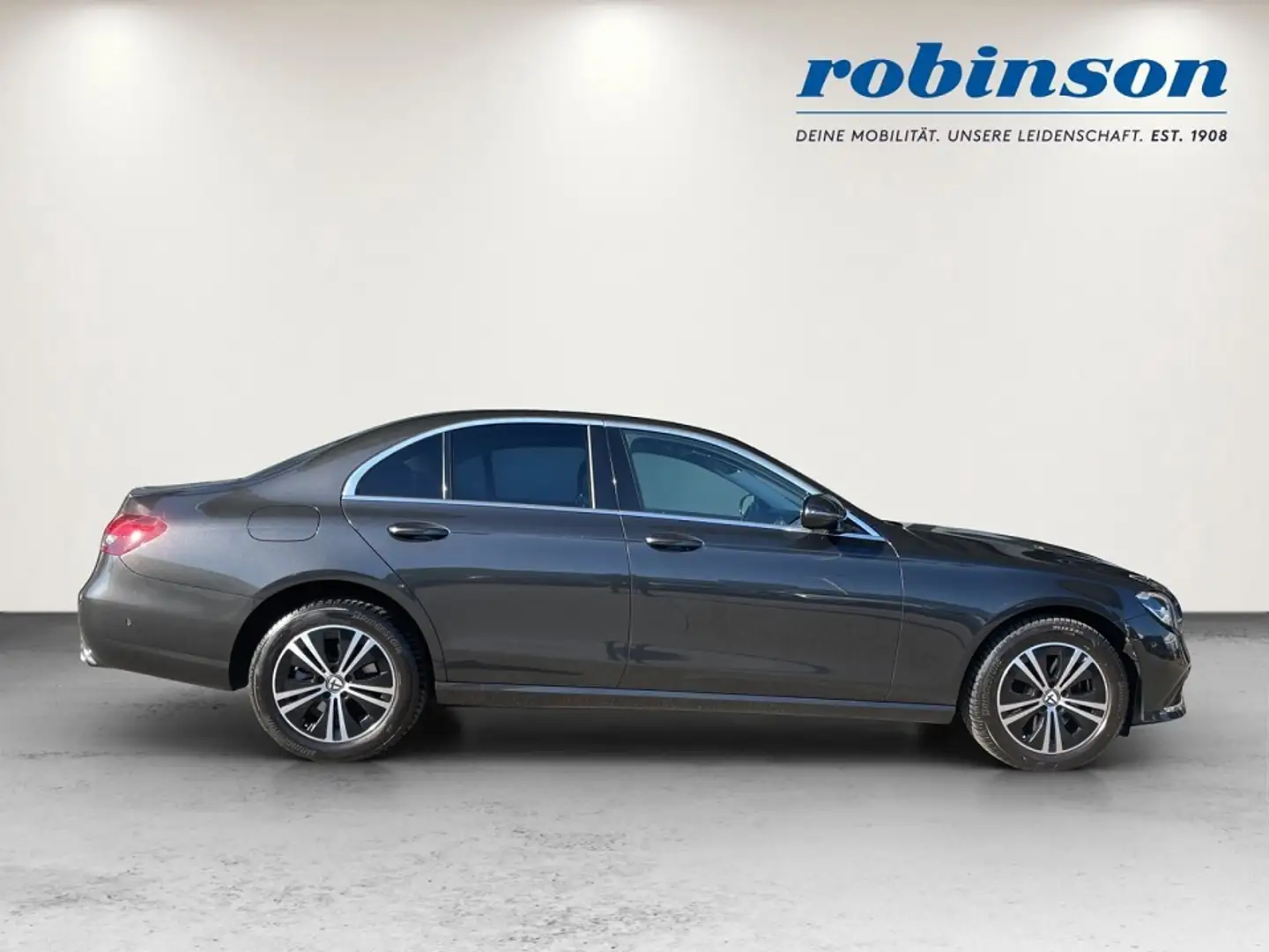 Mercedes-Benz E 220 d 4MATIC Austria Edition Aut. Grau - 2