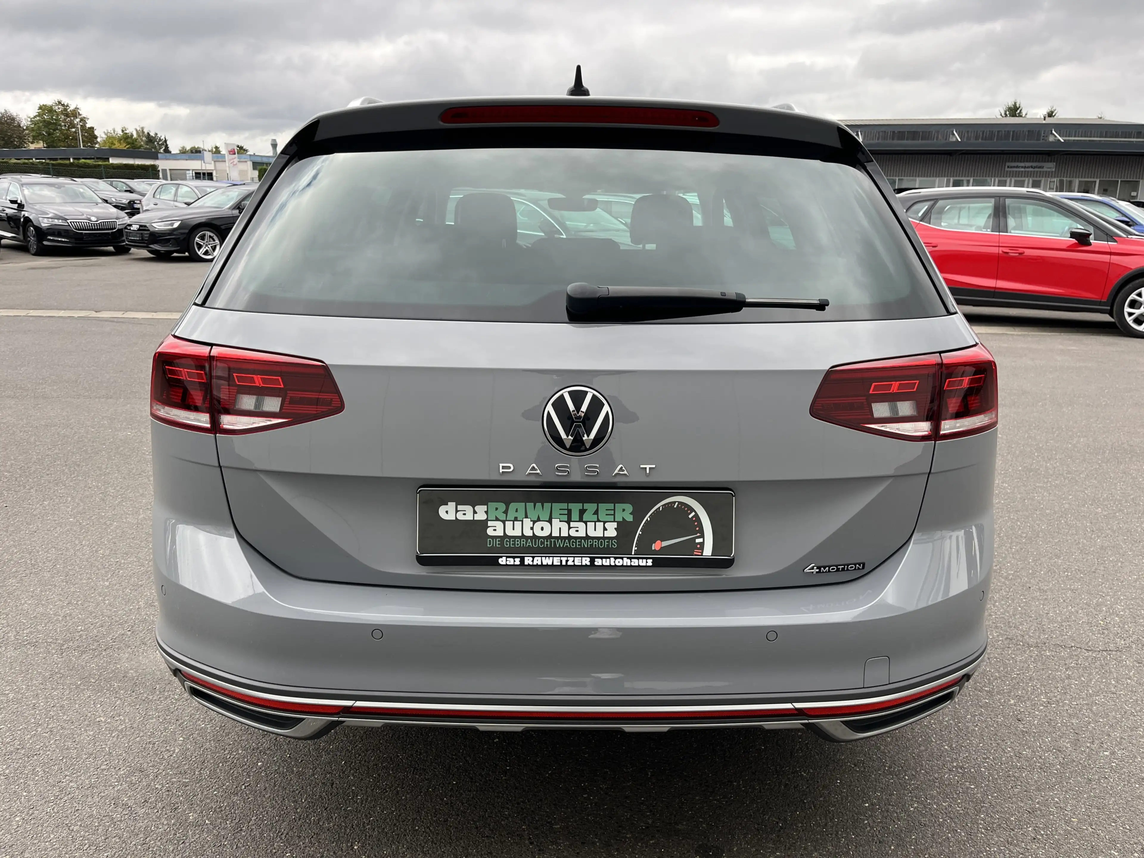 Volkswagen Passat Alltrack 2.0 TDI 4Mo DSG STHZ Navi TravelAssist LED RFK SHZ — photo 9