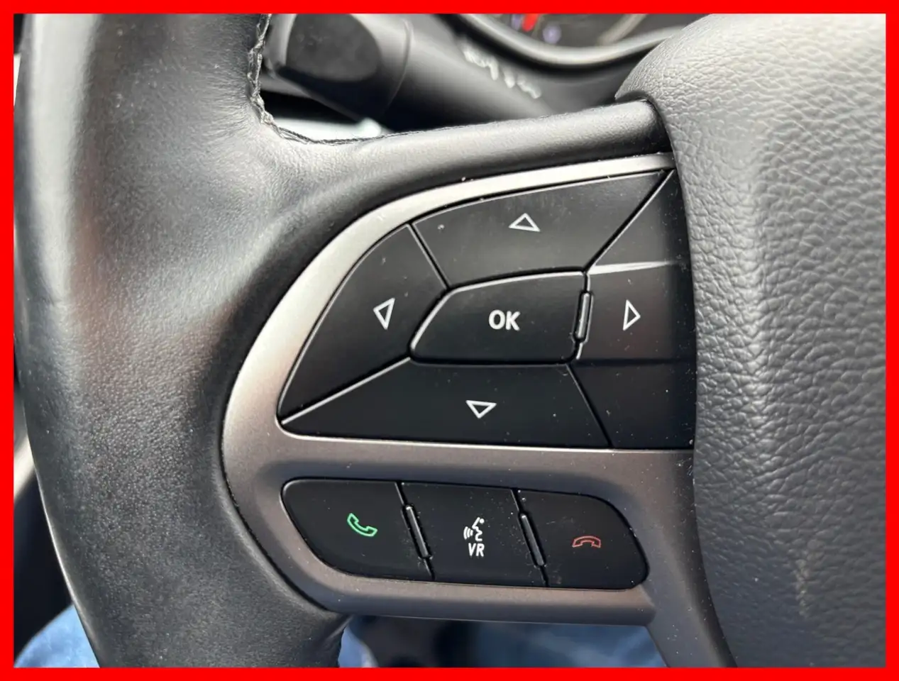 Jeep Cherokee снимка Jeep Cherokee