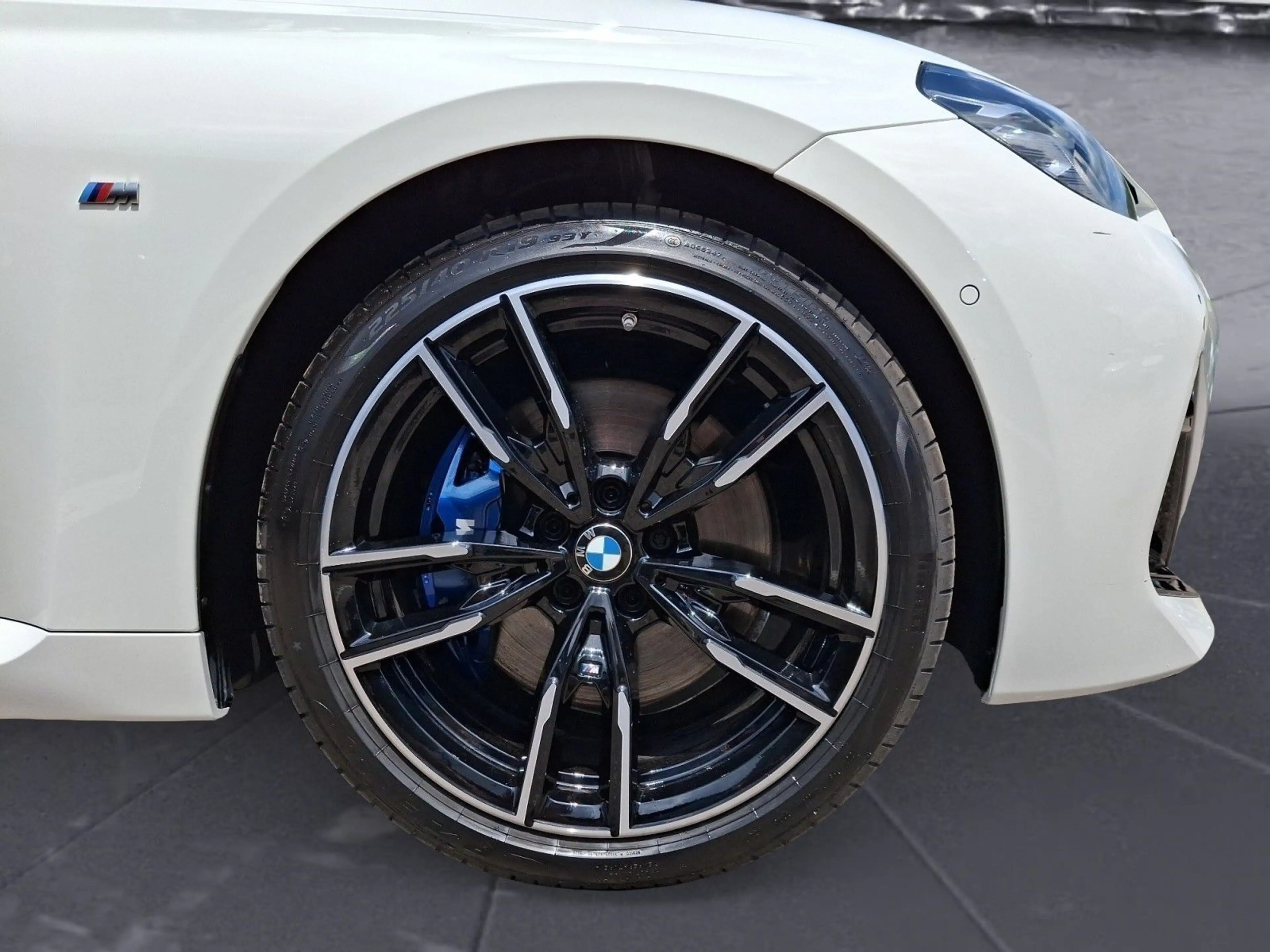 BMW 240 xDrive Coupe M Sport Komfortzugang Adaptiv — photo 13