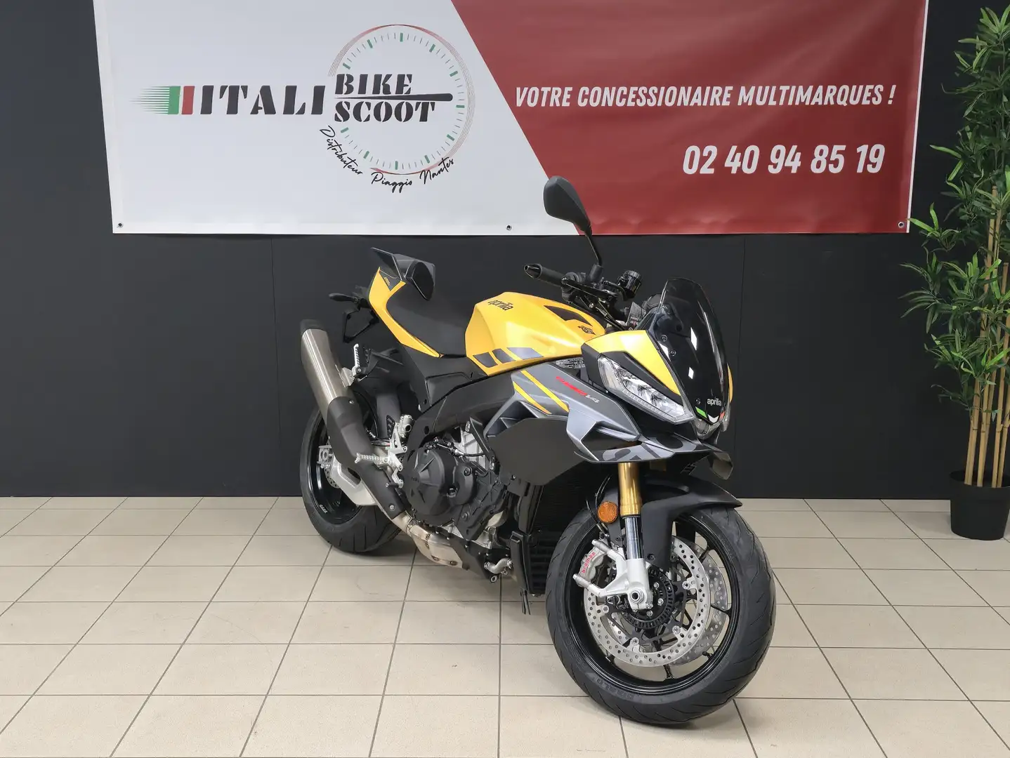 Aprilia Tuono Galben - 2