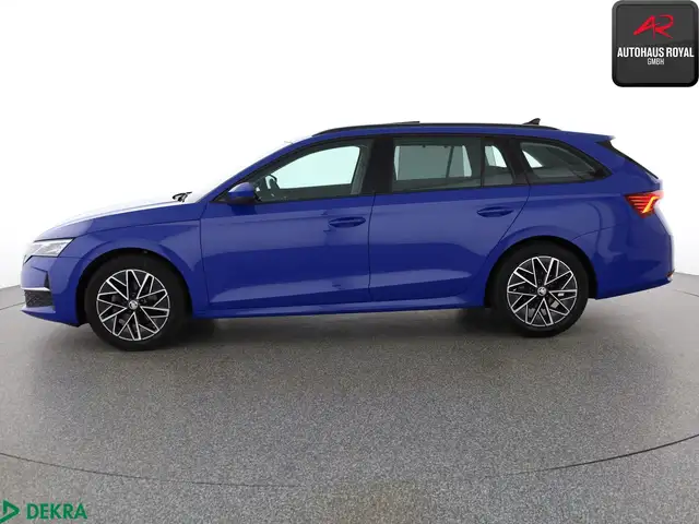 Skoda Octavia view 2