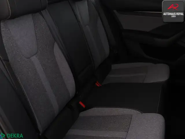 Skoda Octavia view 12