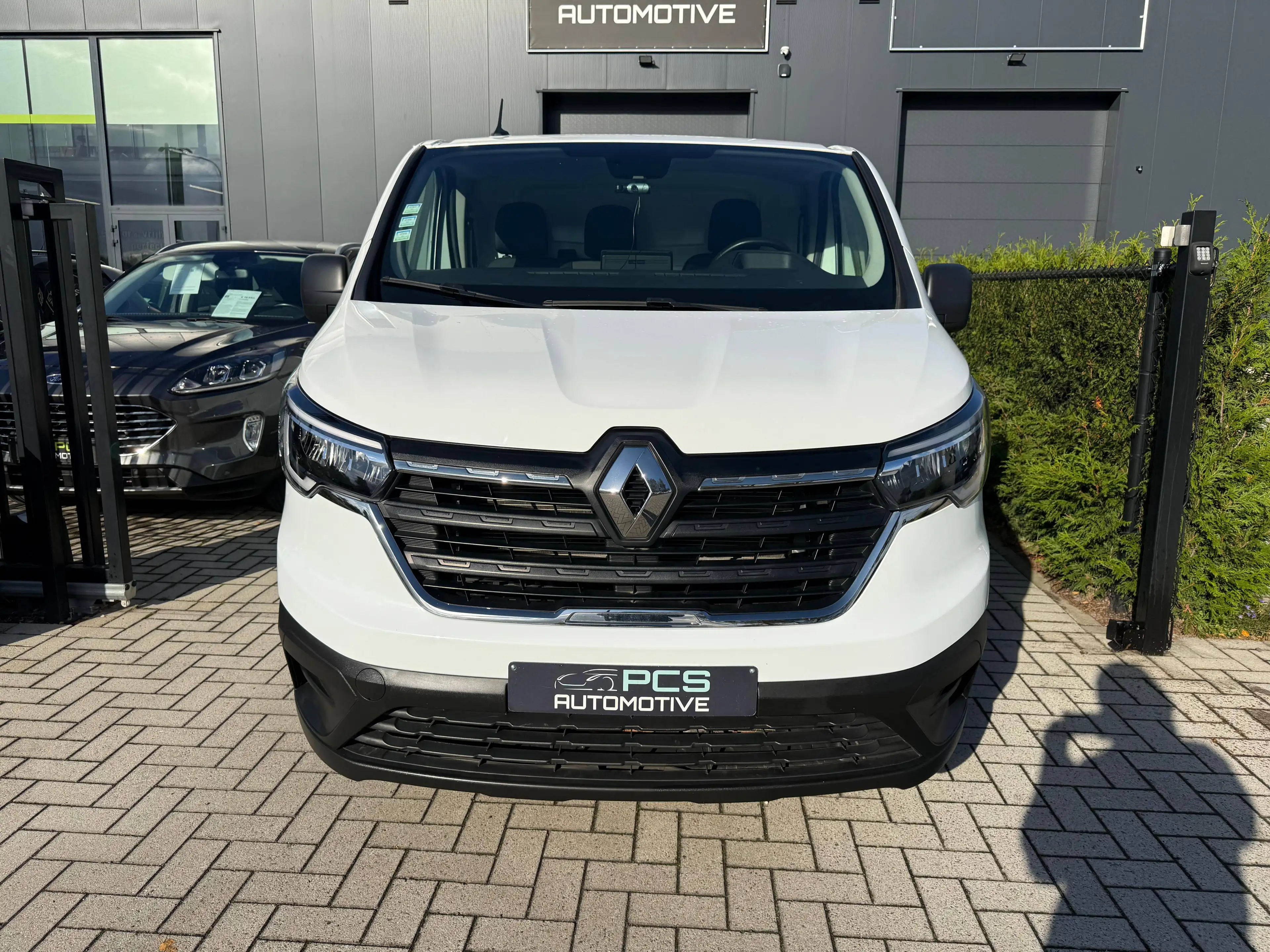Renault Trafic 2.0 Diesel / 16.000 km / L1H1 / 1e Eigenaar / 12 mnd Waarborg — photo 2