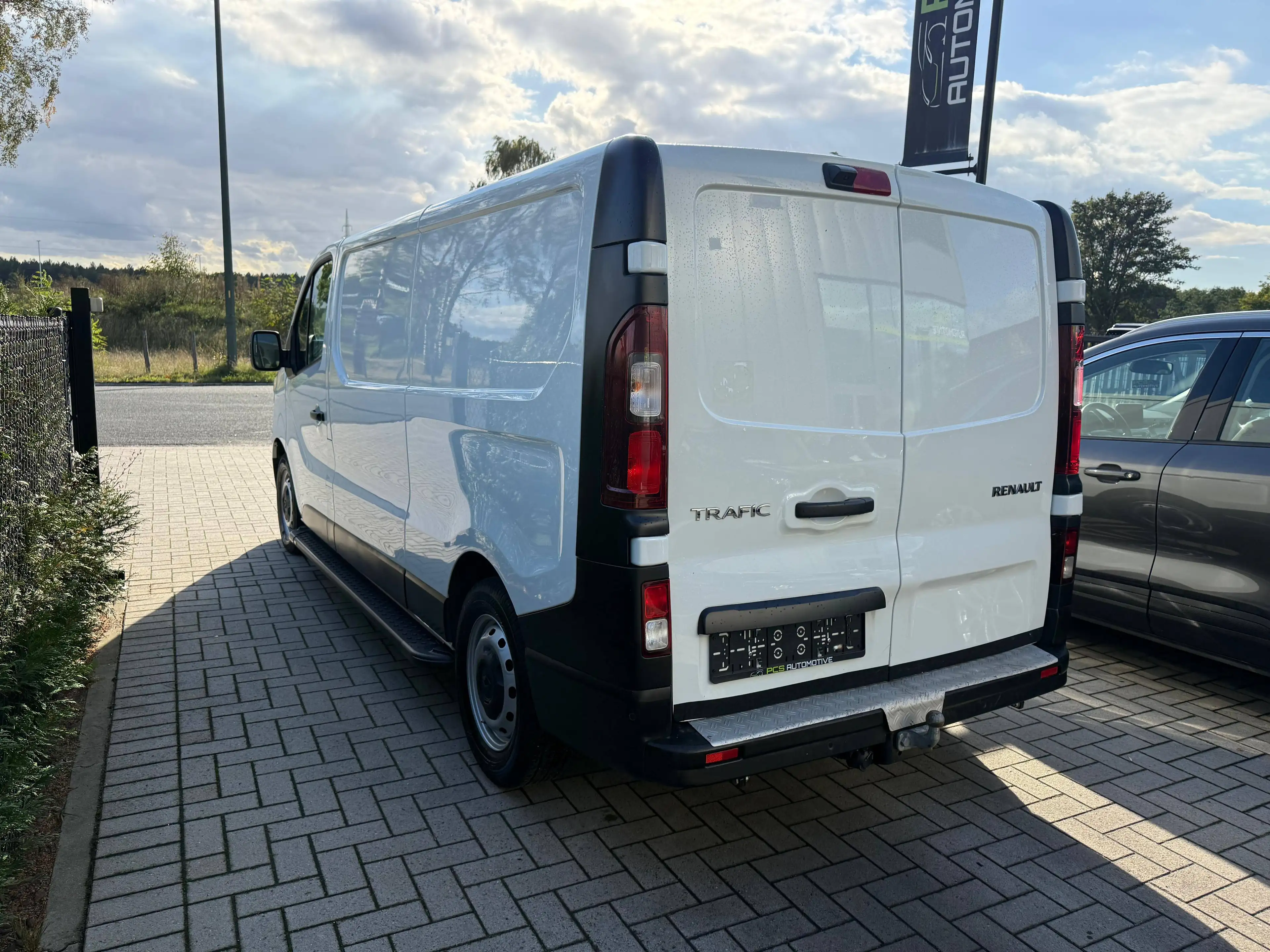 Renault Trafic 2.0 Diesel / 16.000 km / L1H1 / 1e Eigenaar / 12 mnd Waarborg — photo 6