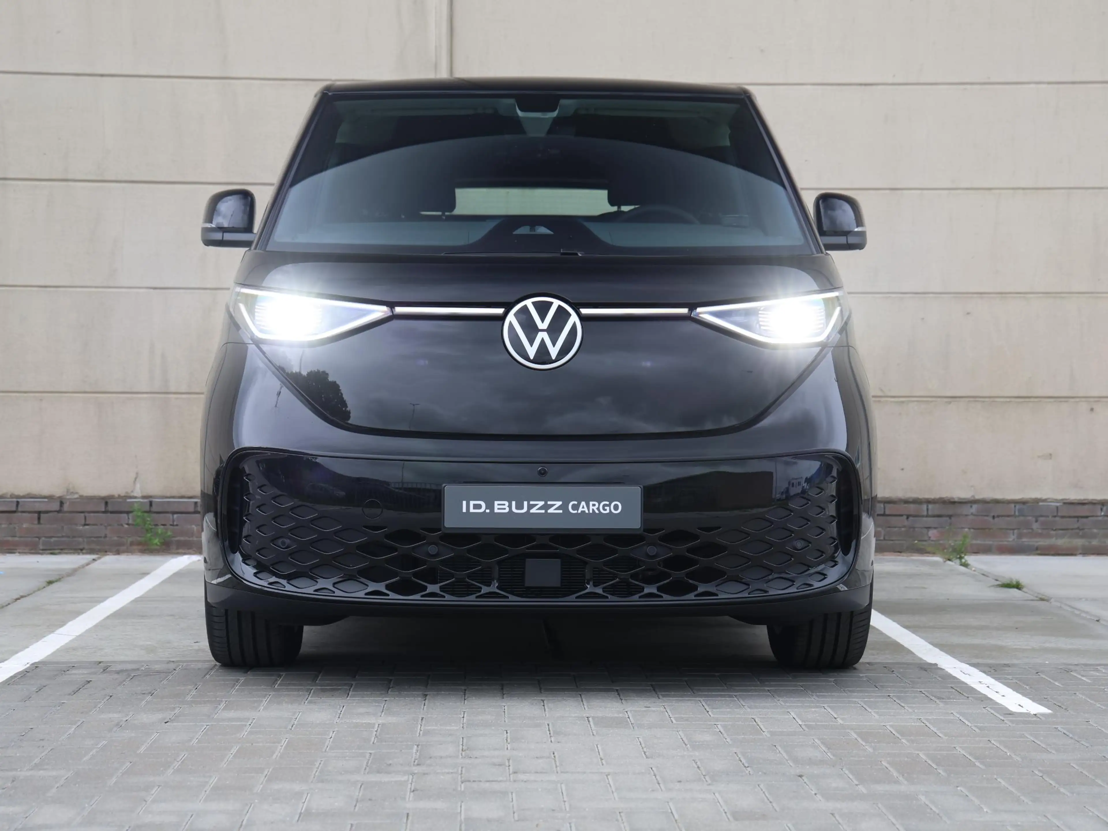 Volkswagen ID. Buzz Cargo Bulli Limited Edition 79 kWh 286PK | December rijd — photo 11
