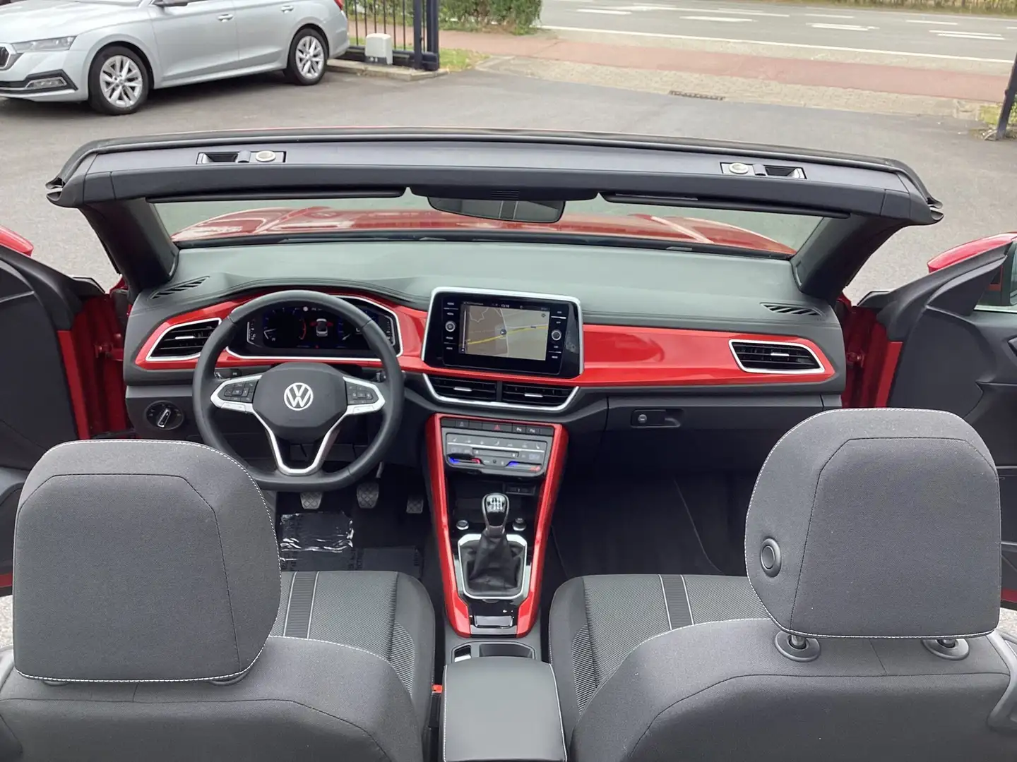Volkswagen T-Roc 1.5TSI/Cabriolet/20000km/Garantie/AdapCruise/Alu Rojo - 2