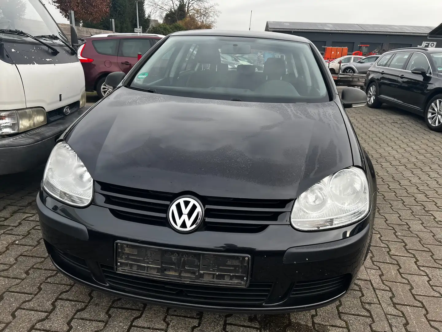 Volkswagen Golf Trendline Schwarz - 2