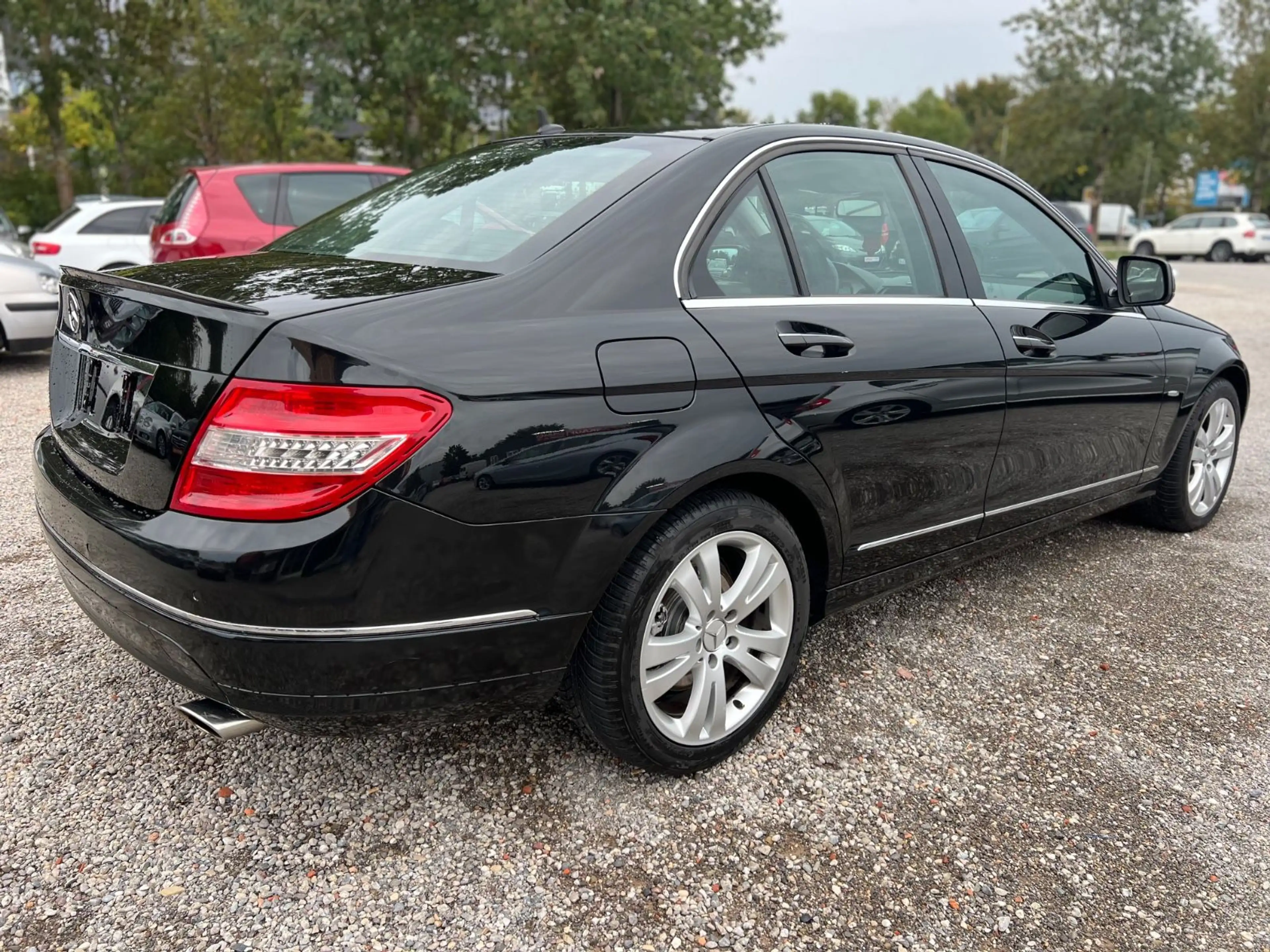 Mercedes-Benz C 350 Limousine - AUTOMATIK - TÜV 07.2027 — photo 5