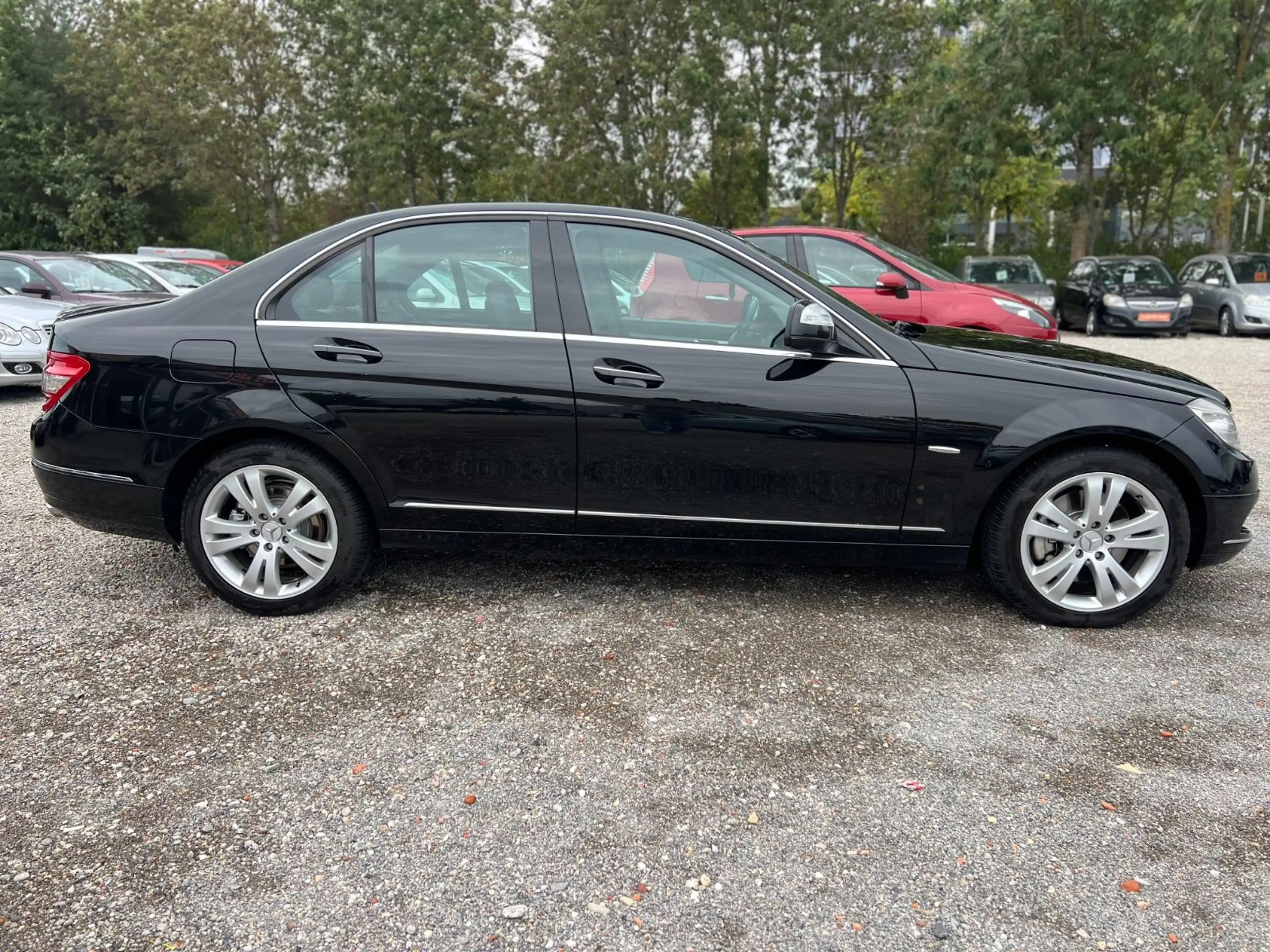 Mercedes-Benz C 350 Limousine - AUTOMATIK - TÜV 07.2027 — photo 6