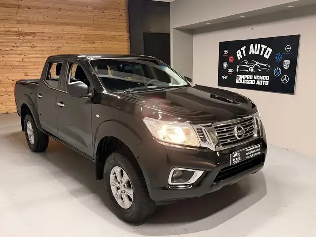 Nissan Navara 2.3 dci d.cab N-Connecta 4wd 163cv E6