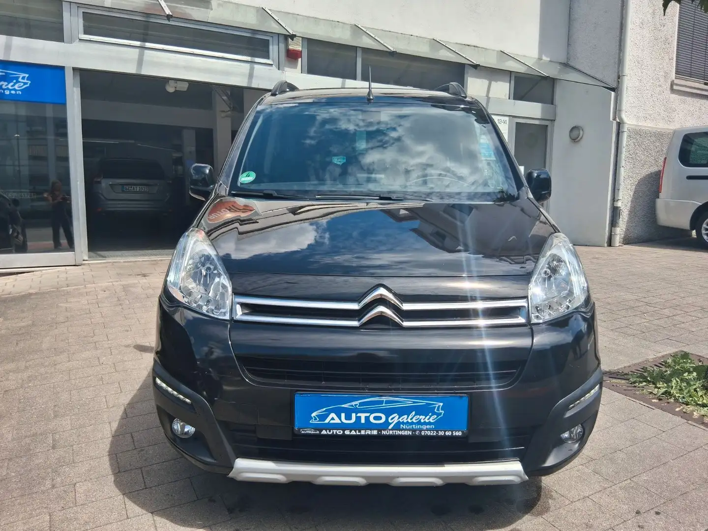 Citroen Berlingo Kombi XTR /Navi/I Hand/2x S-Tür/ Schwarz - 2