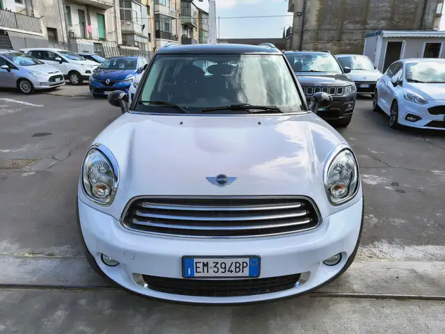 MINI Cooper D Countryman MINI COUNTRYMAN COOPER 1.6 DIESEL SOLO 68.000 KM