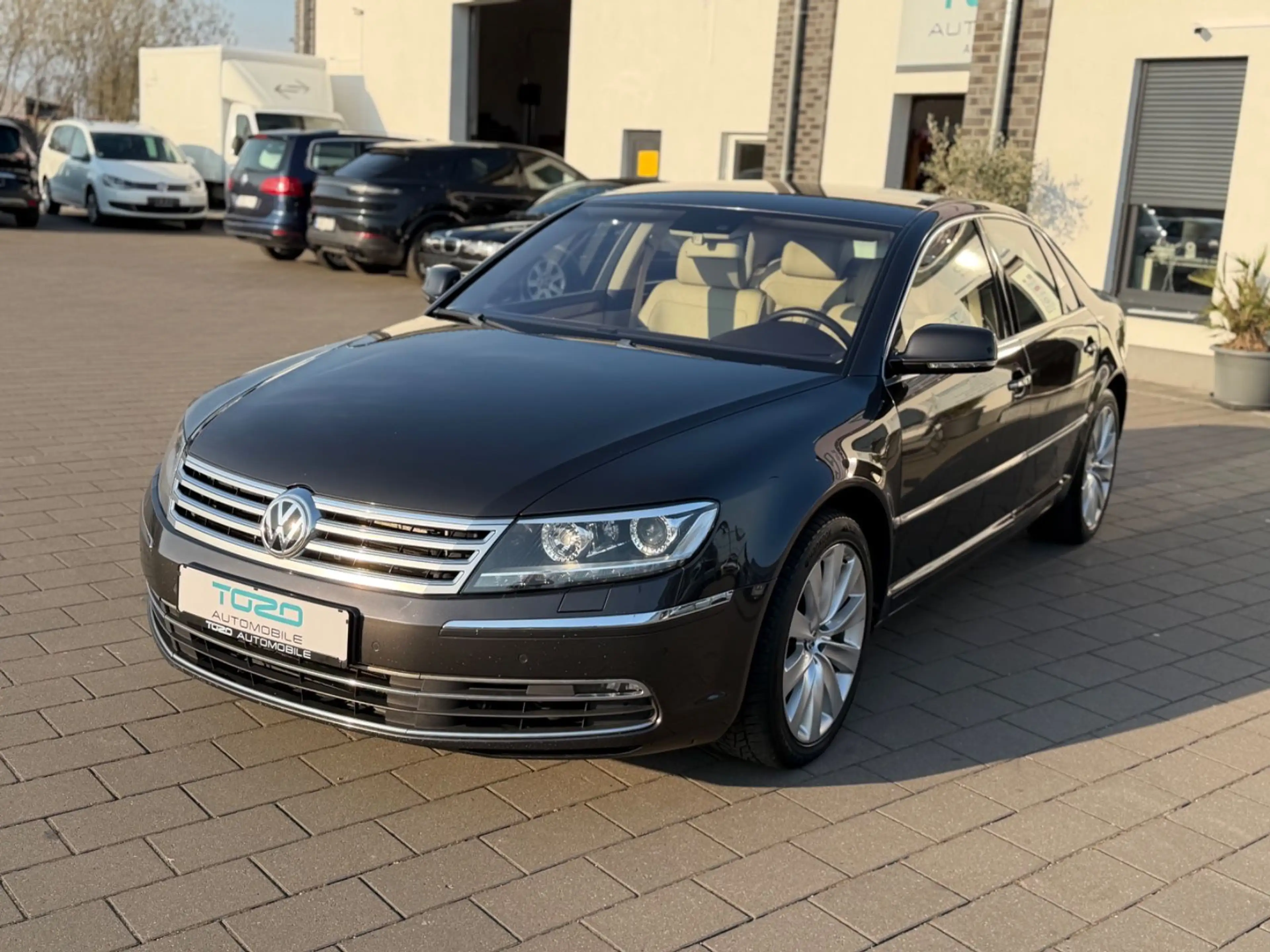 Volkswagen Phaeton V8 5-Sitzer 4Motion*KAMERA*NAVI*LEDER* — photo 4
