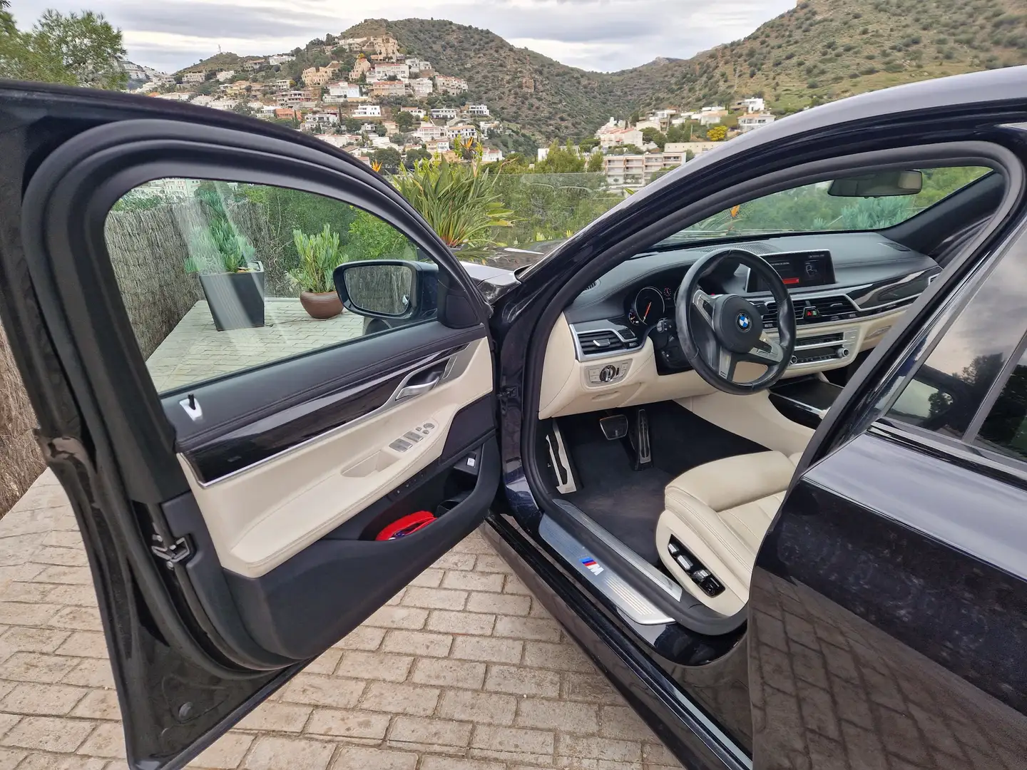 BMW 730 730dA xDrive Negro - 2