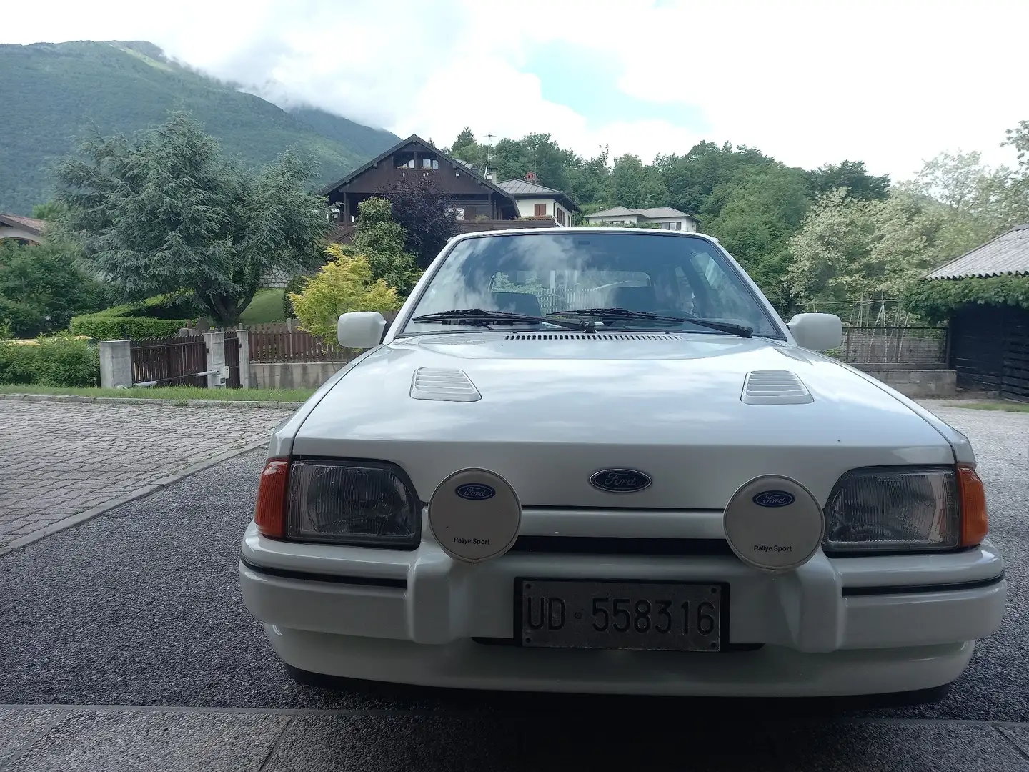 Ford Escort 3p 1.6i turbo RS - 1