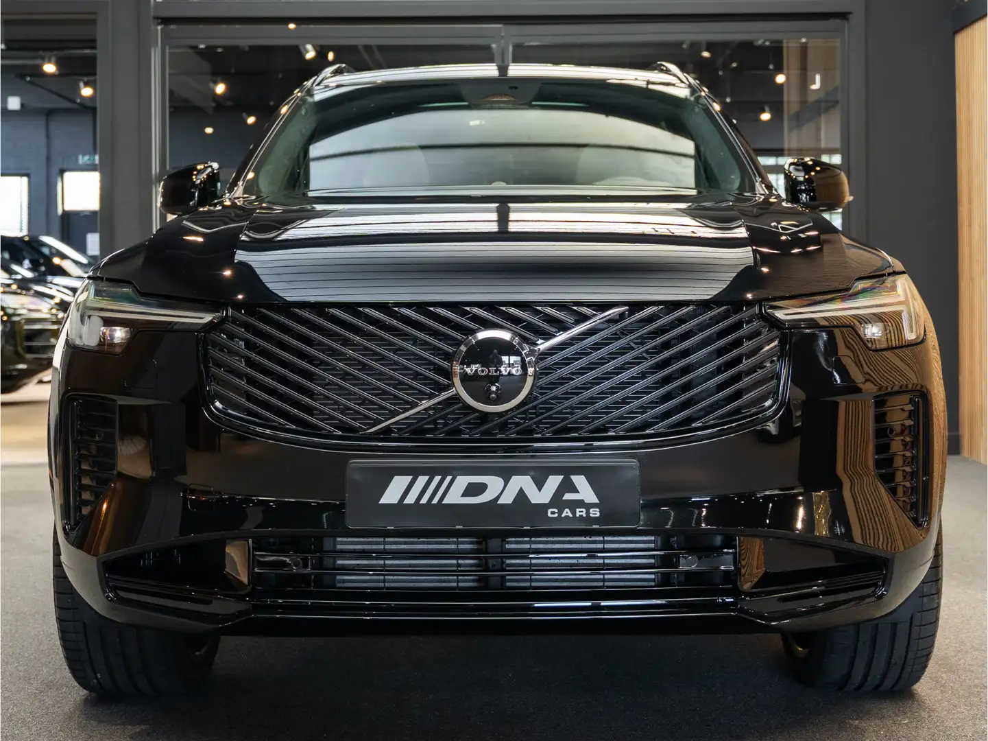 Volvo XC90 T8 Plug-in hybrid AWD Ultra Dark 2.0 T8 Massage B& Noir - 2