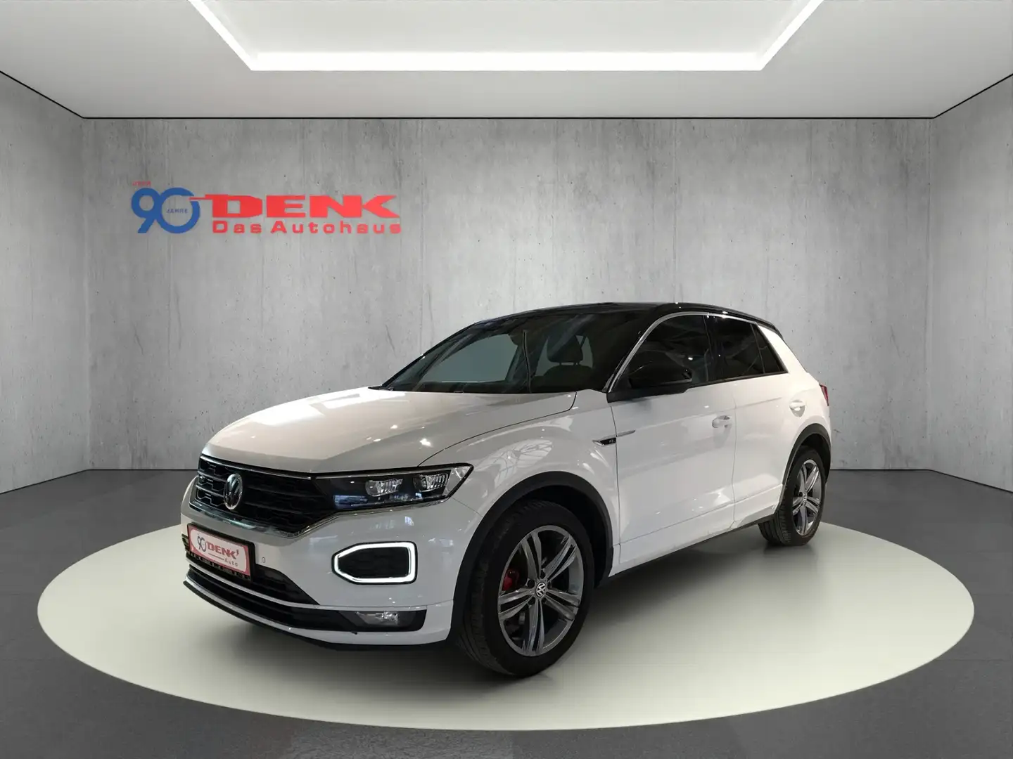 Volkswagen T-Roc Sport 1.5 TSI DSG*AHK*DIGITAL*LED* Wit - 1