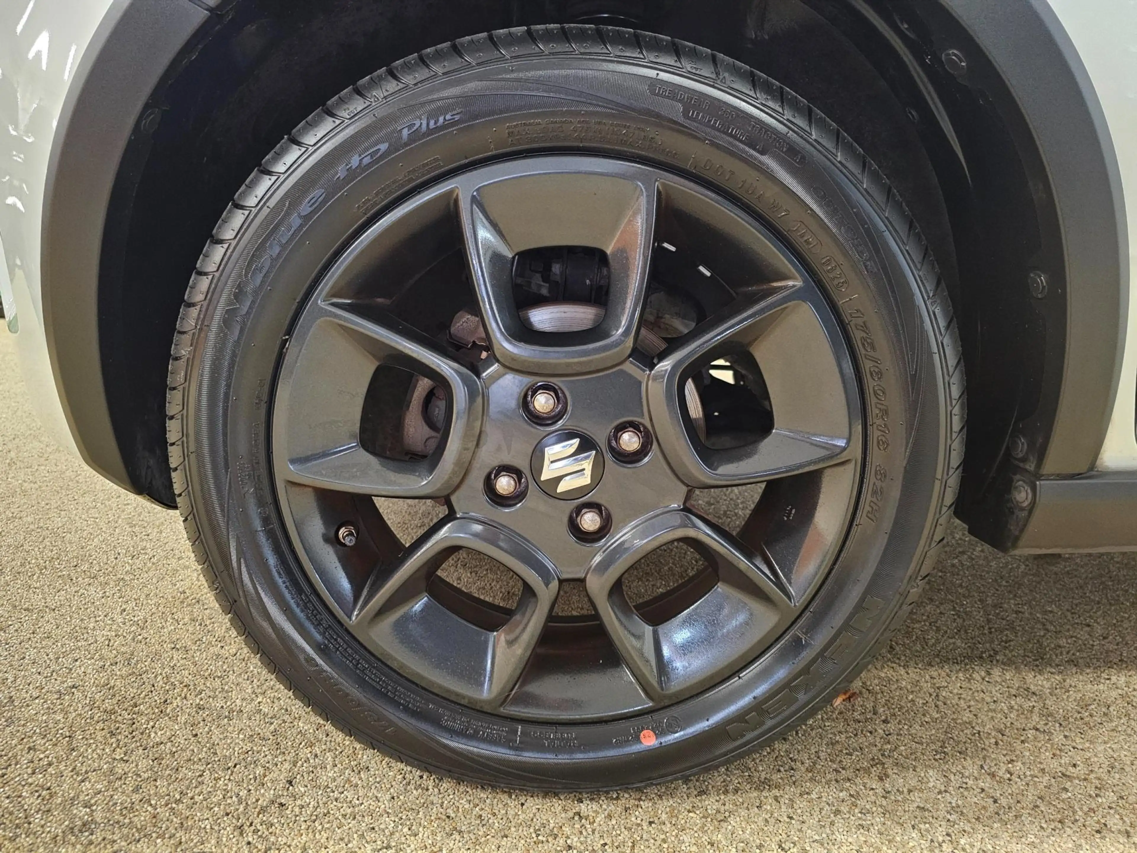 Suzuki Ignis 1.2 Smart Hybrid Select — photo 5