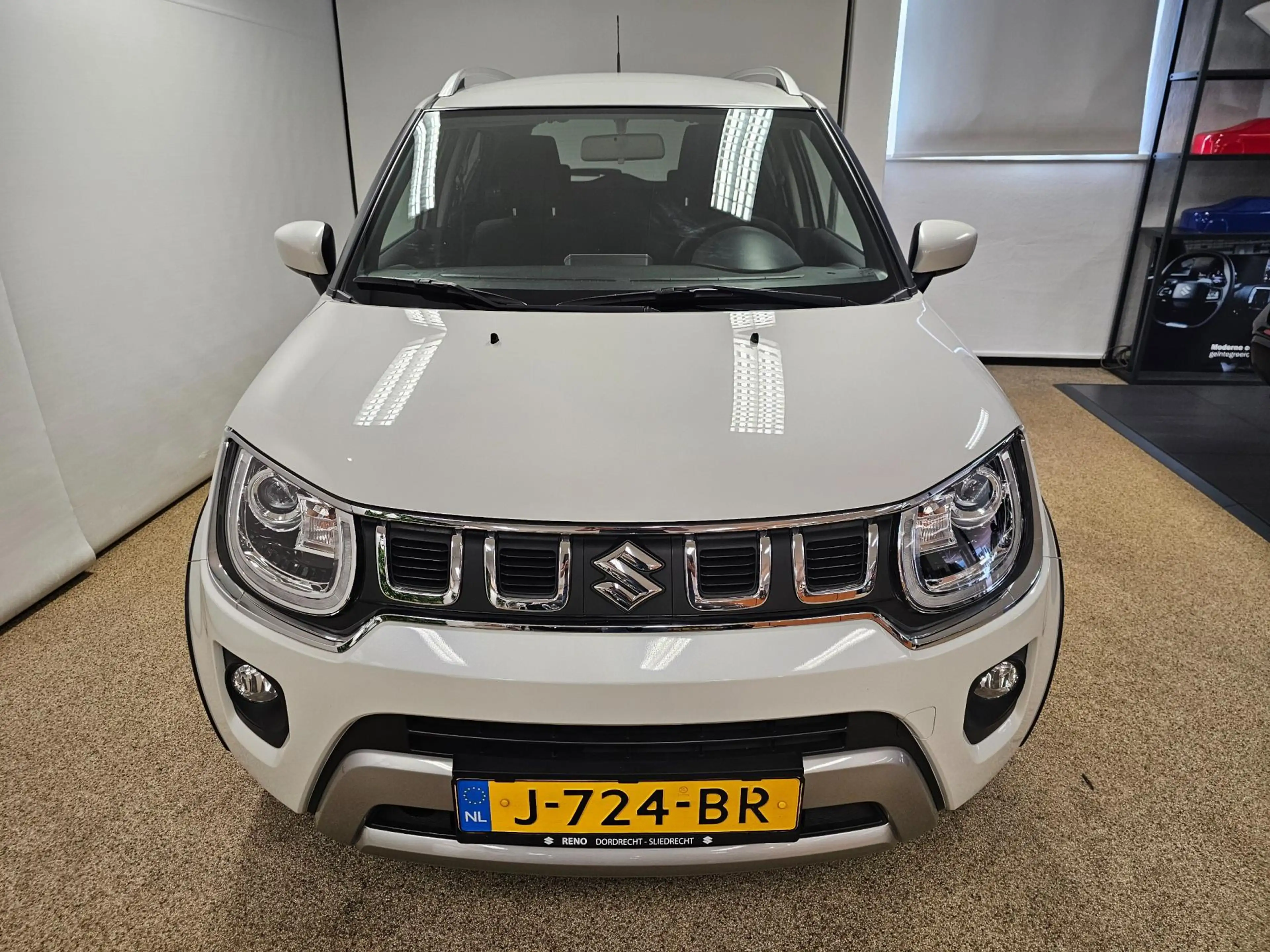Suzuki Ignis 1.2 Smart Hybrid Select — photo 2