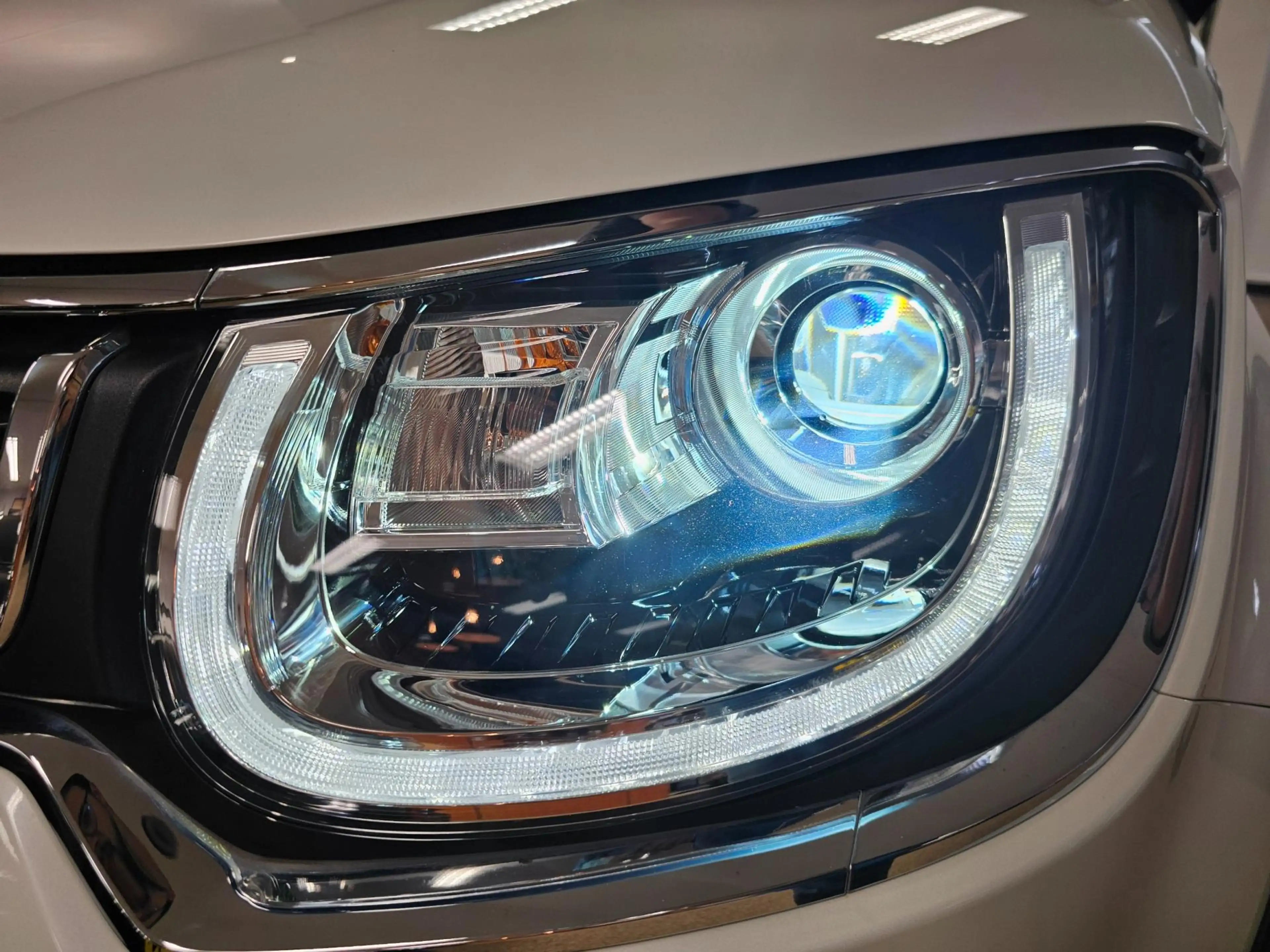 Suzuki Ignis 1.2 Smart Hybrid Select — photo 10