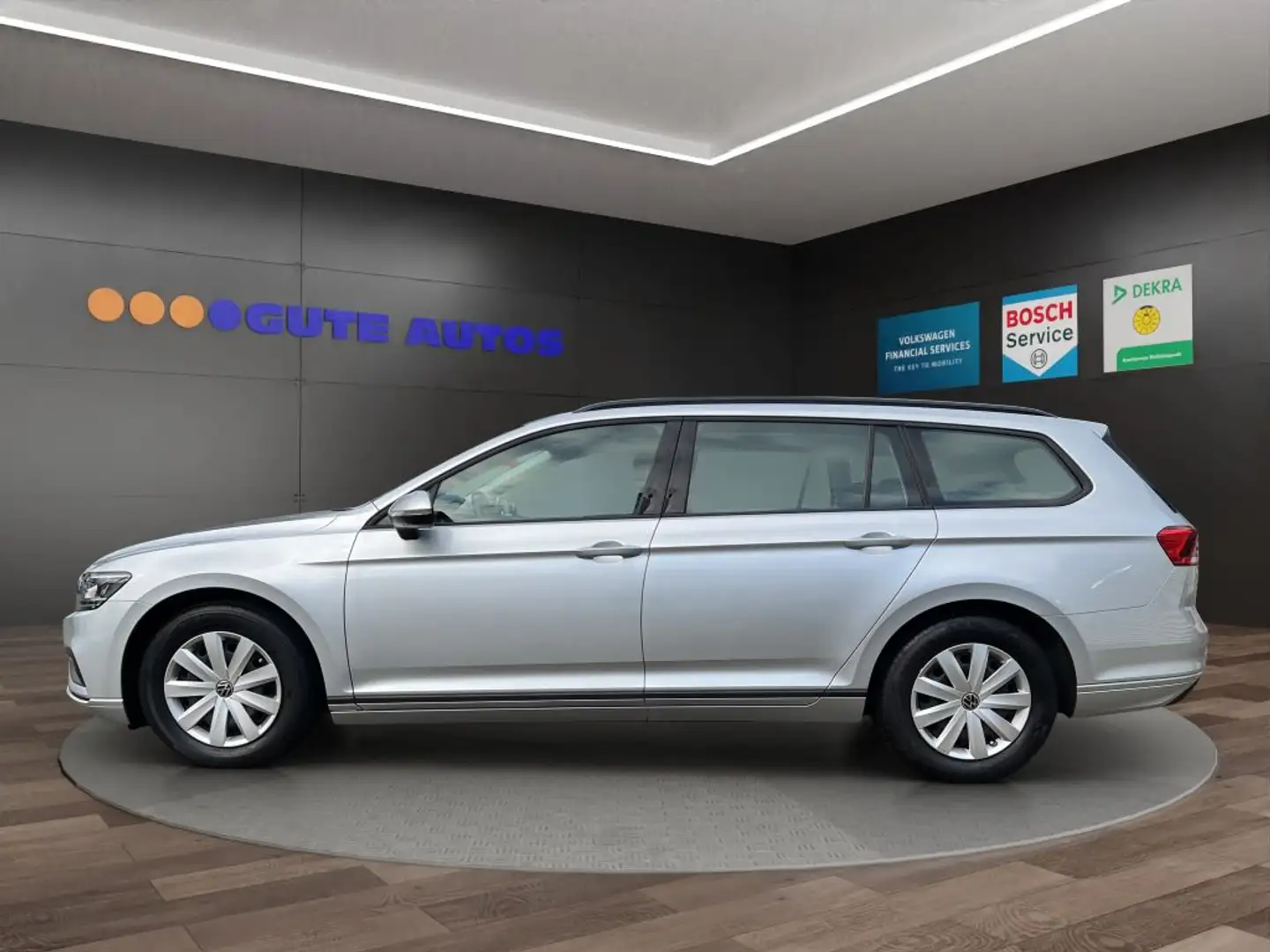 Volkswagen Passat Variant VW Passat Variant 2.0 TDI *PDC*KLIMA*KAMERA*ACC* Silber - 2