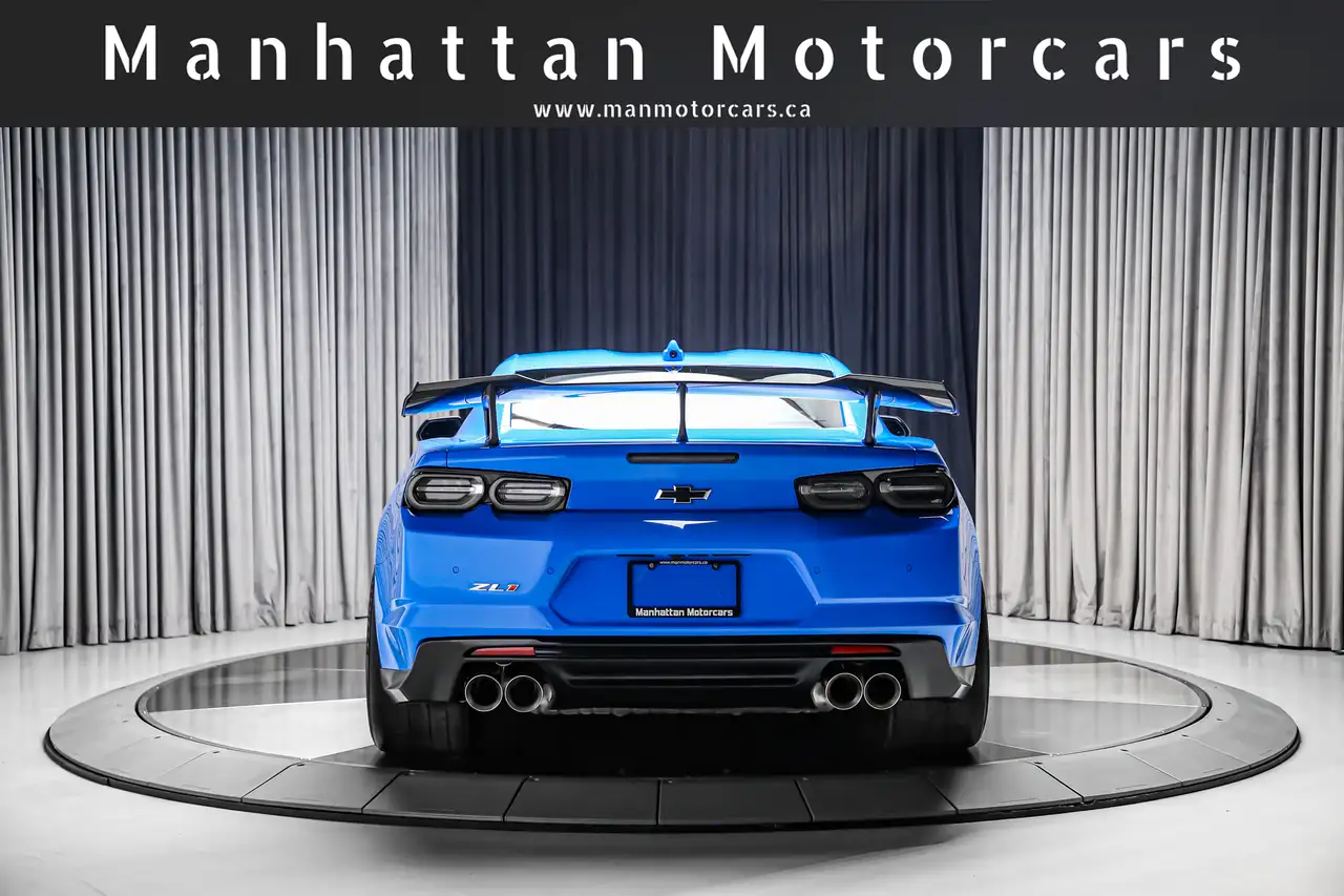 Chevrolet Camaro снимка Chevrolet Camaro
