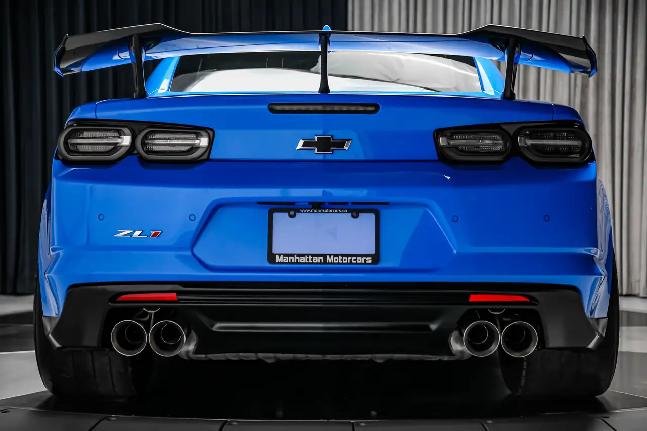 Chevrolet Camaro снимка Chevrolet Camaro