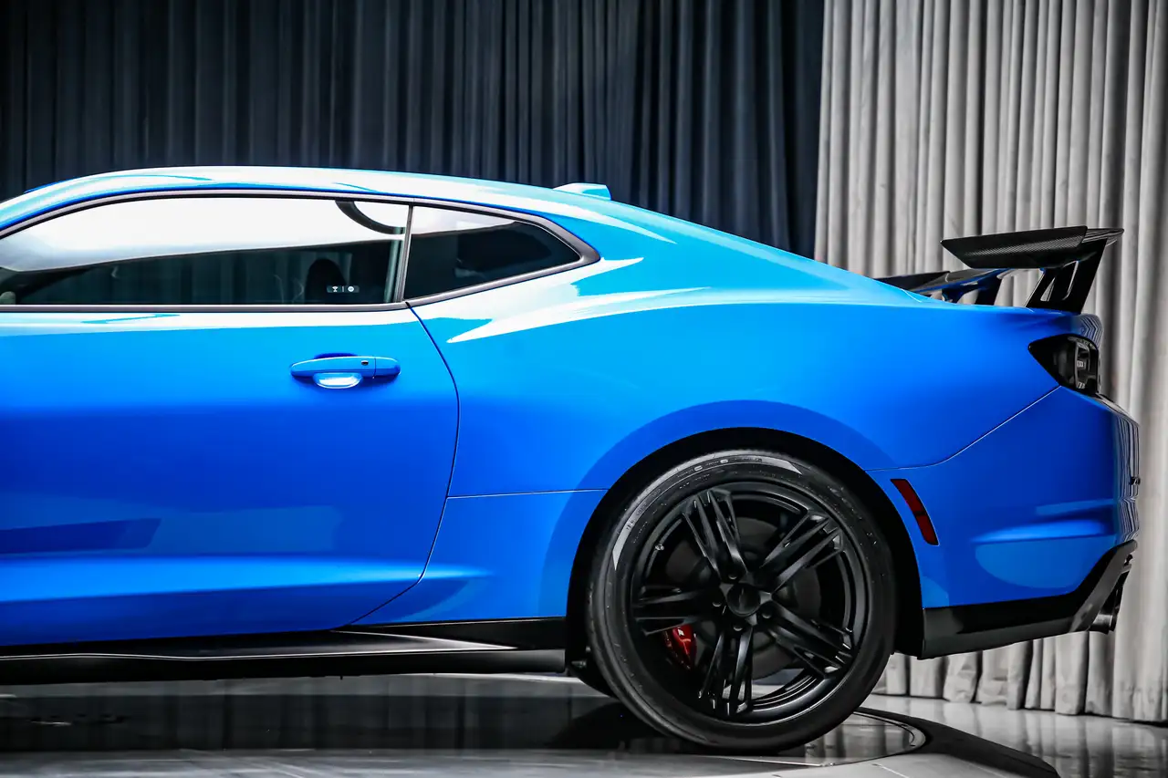 Chevrolet Camaro снимка Chevrolet Camaro