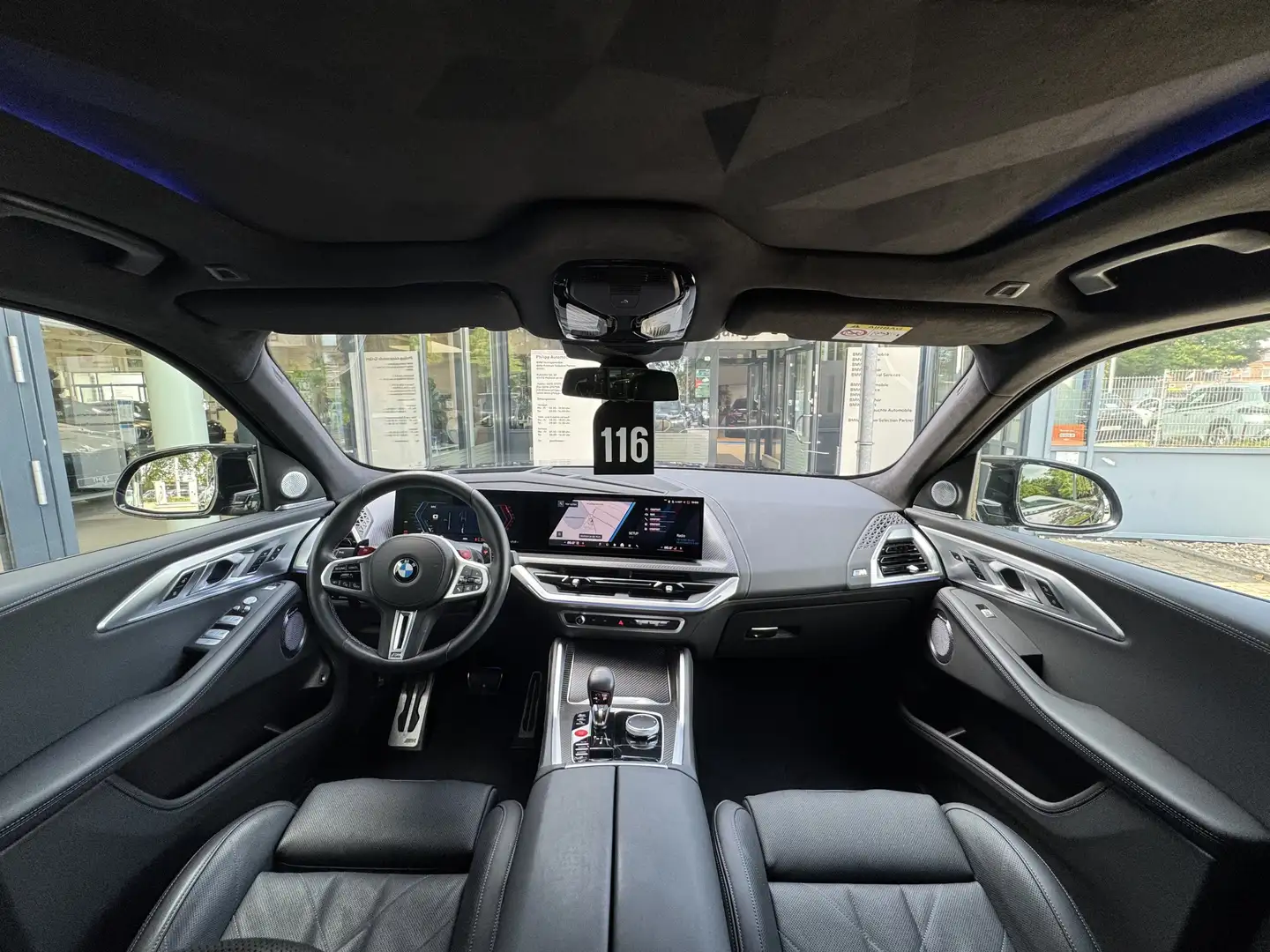 BMW XM 50e AHK B&W Autobahnas 23" Massage Sitzklima Schwarz - 2