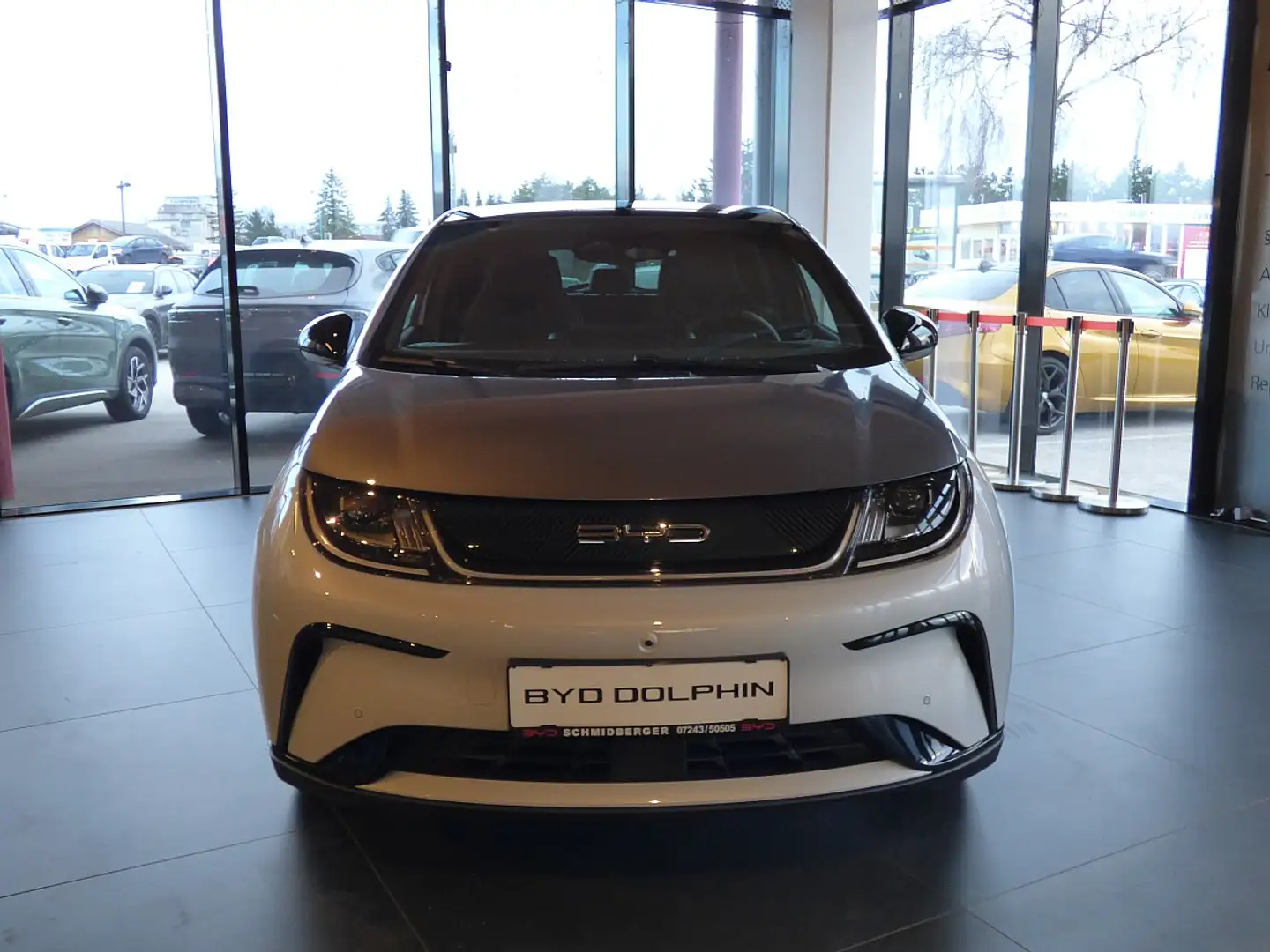 BYD Dolphin 60,4 kWh Design Österreich Paket Weiß - 2
