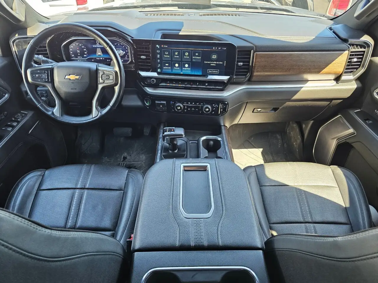 Chevrolet Silverado 1500 снимка Chevrolet Silverado 1500