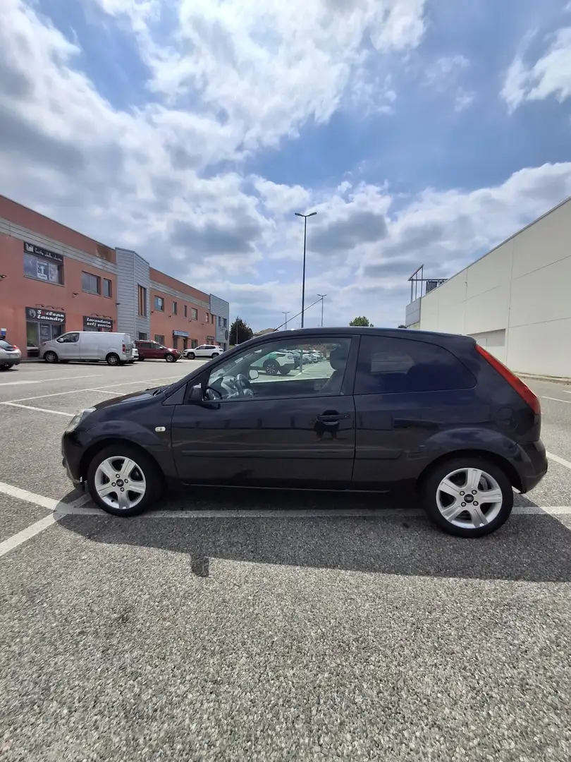 Ford Fiesta 3p 1.4 tdci Titanium - 2