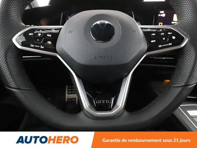 Volkswagen Golf view 19