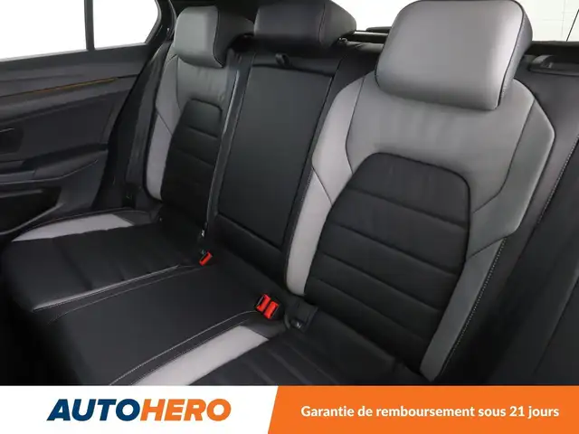 Volkswagen Golf view 14