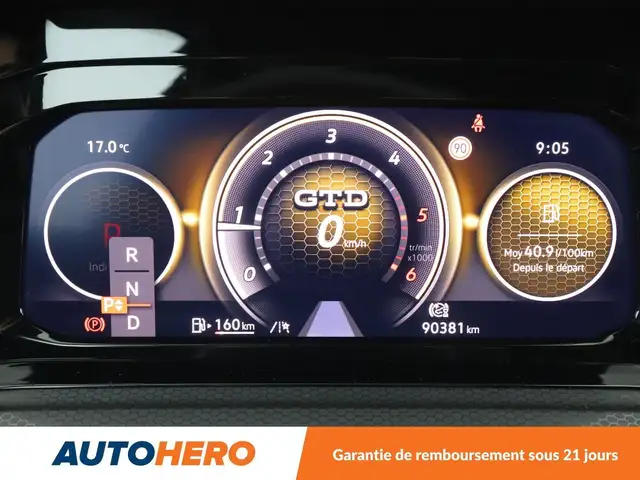 Volkswagen Golf view 20